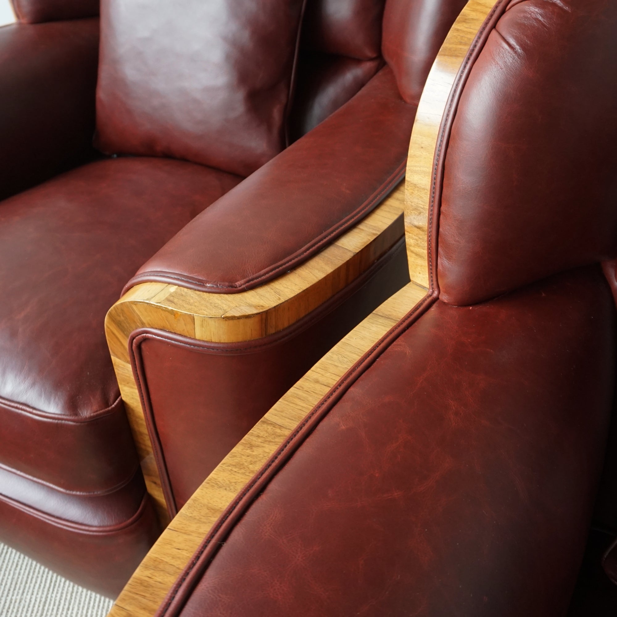 Vintage Art Deco Chestnut Leather Lounger Armchairs - Jeroen Markies Art Deco