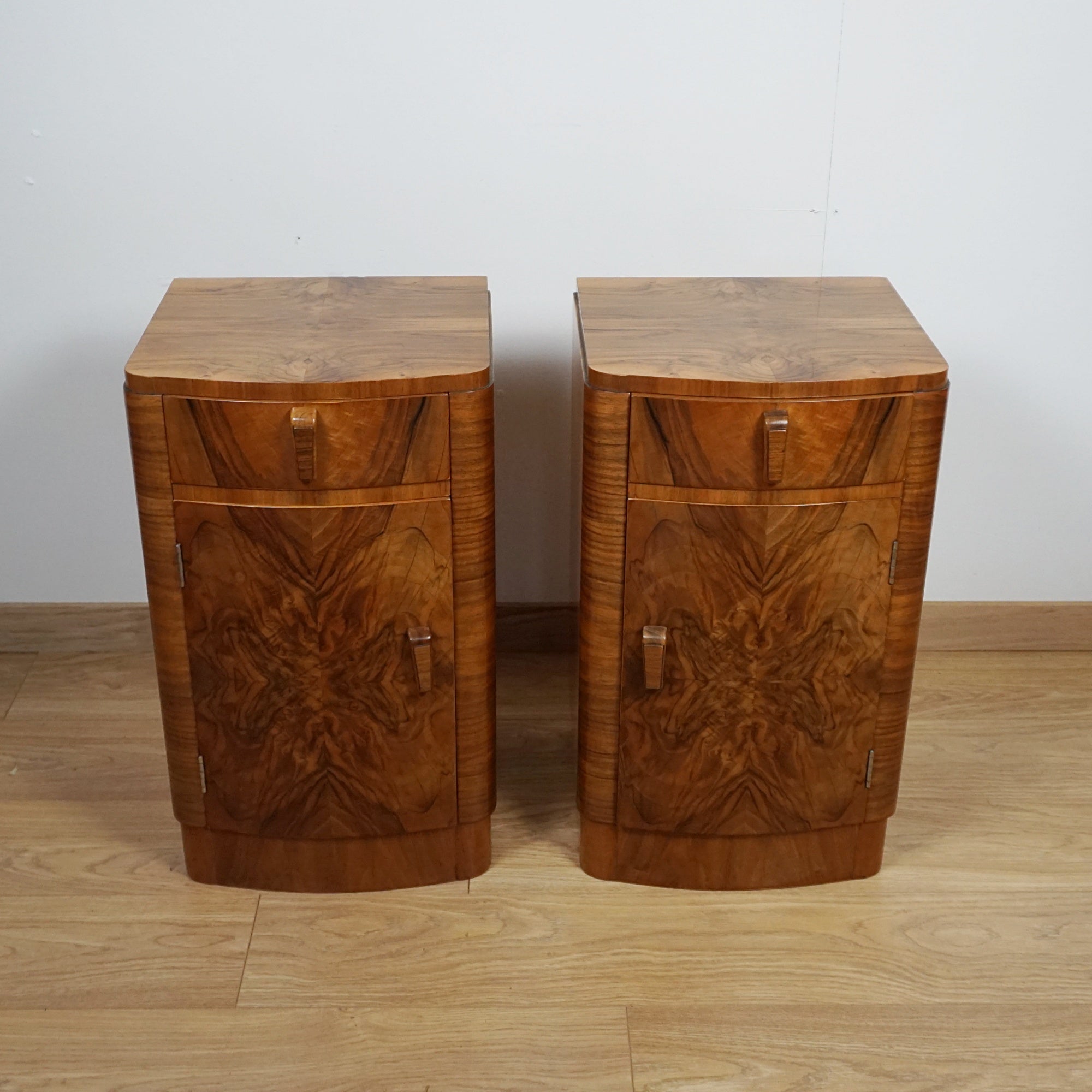 Art Deco Walnut Bedside Cabinets - Jeroen Markies Art Deco
