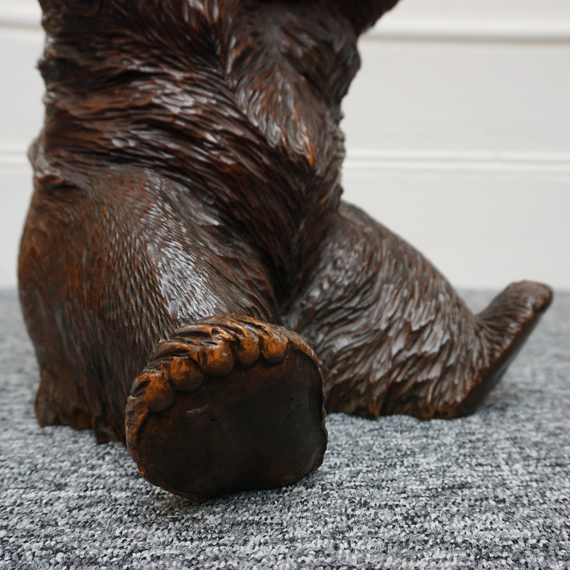 Black Forest Bear Original Piano Stool - Jeroen Markies Art Deco