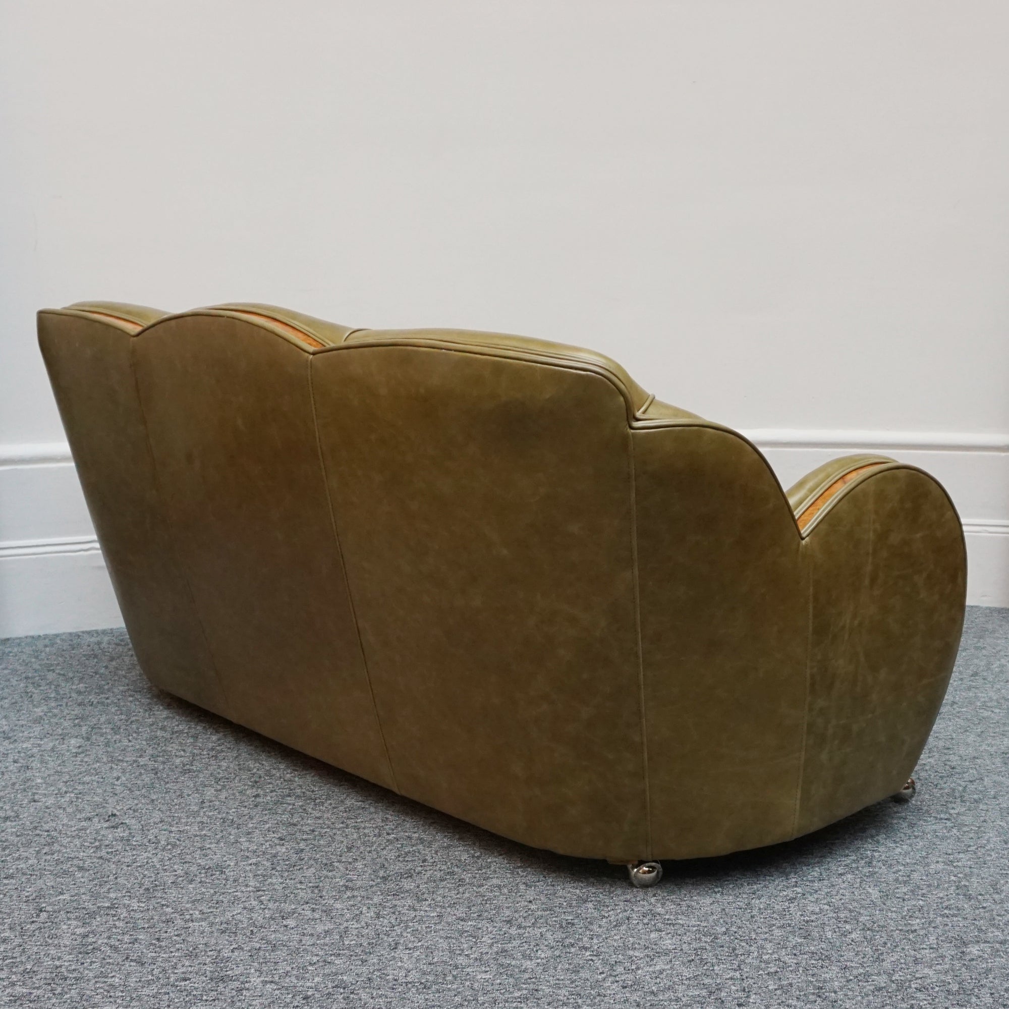 Original Art Deco Green Leather Upholstered Cloud Sofa by Harry & Lou Epstein - Jeroen Markies Art Deco