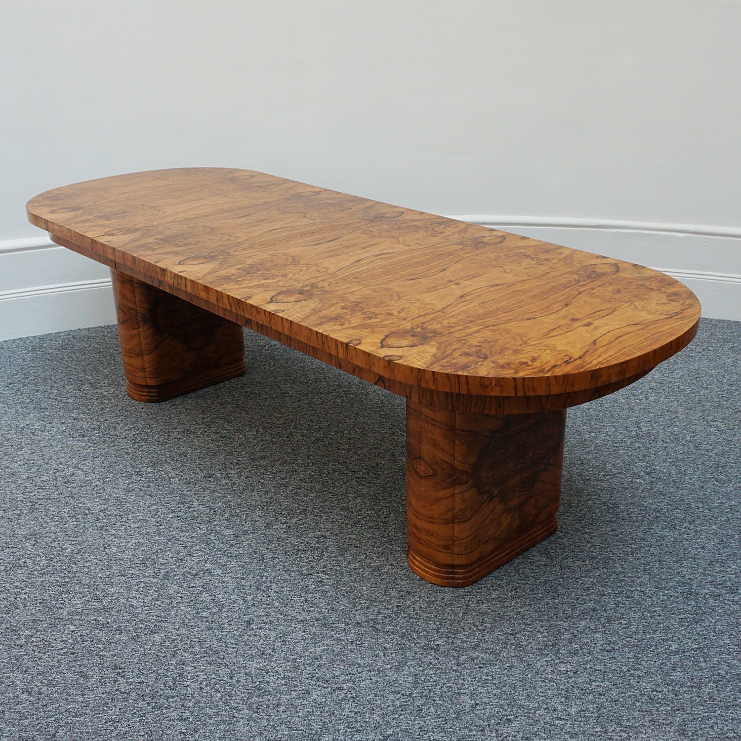 Art Deco Eight Seater Extendable Dining Suite by Heal's of London, Burr Walnut - Jeroen Markies Art Deco