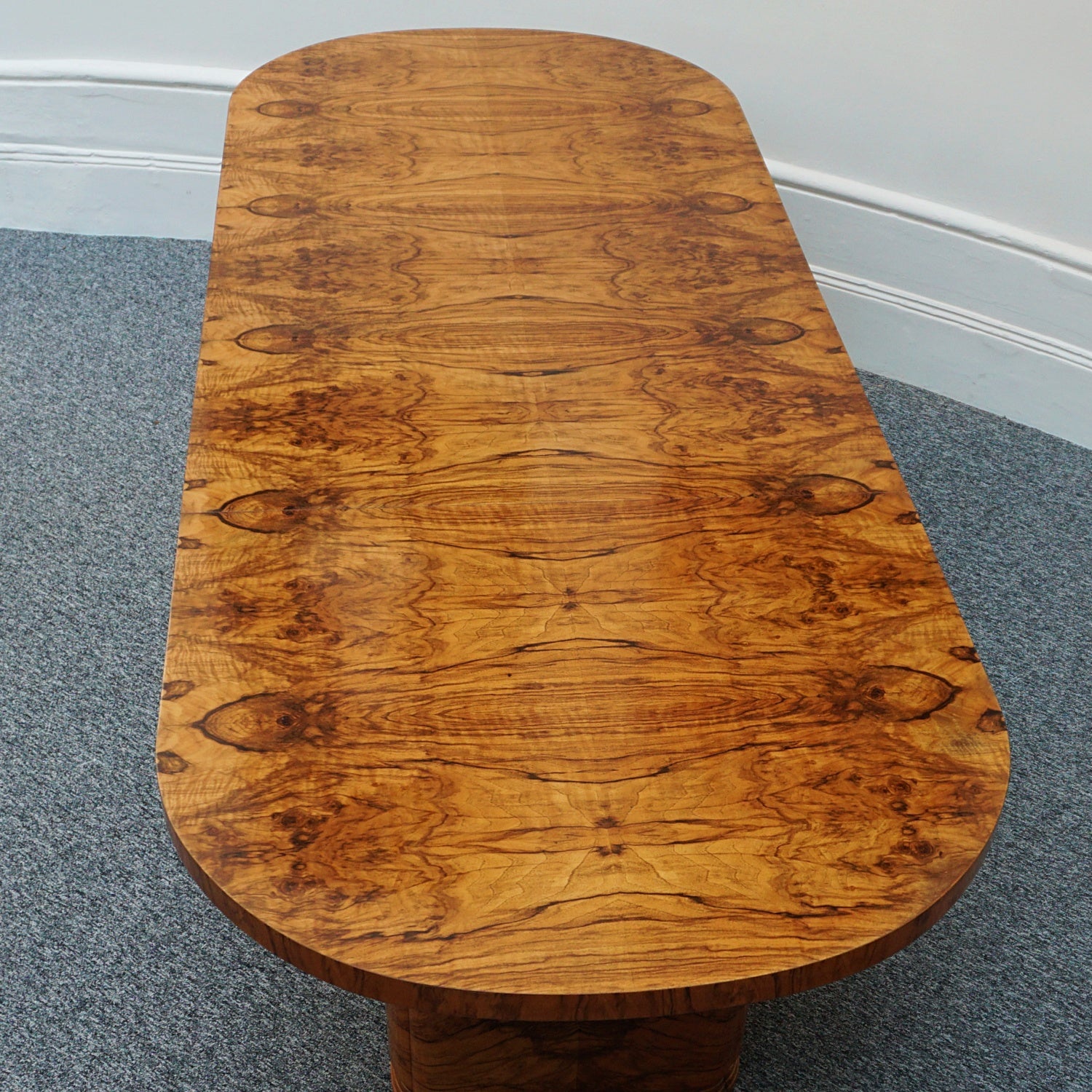 Art Deco Eight Seater Extendable Dining Suite by Heal's of London, Burr Walnut - Jeroen Markies Art Deco