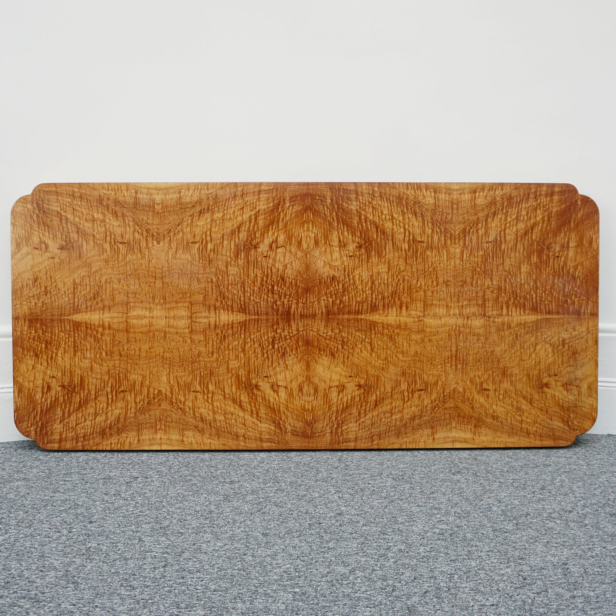 Vintage Six Seater Art Deco Dining Table and Chairs by Harry & Lou Epstein - Satinwood Veneer - Jeroen Markies Art Deco