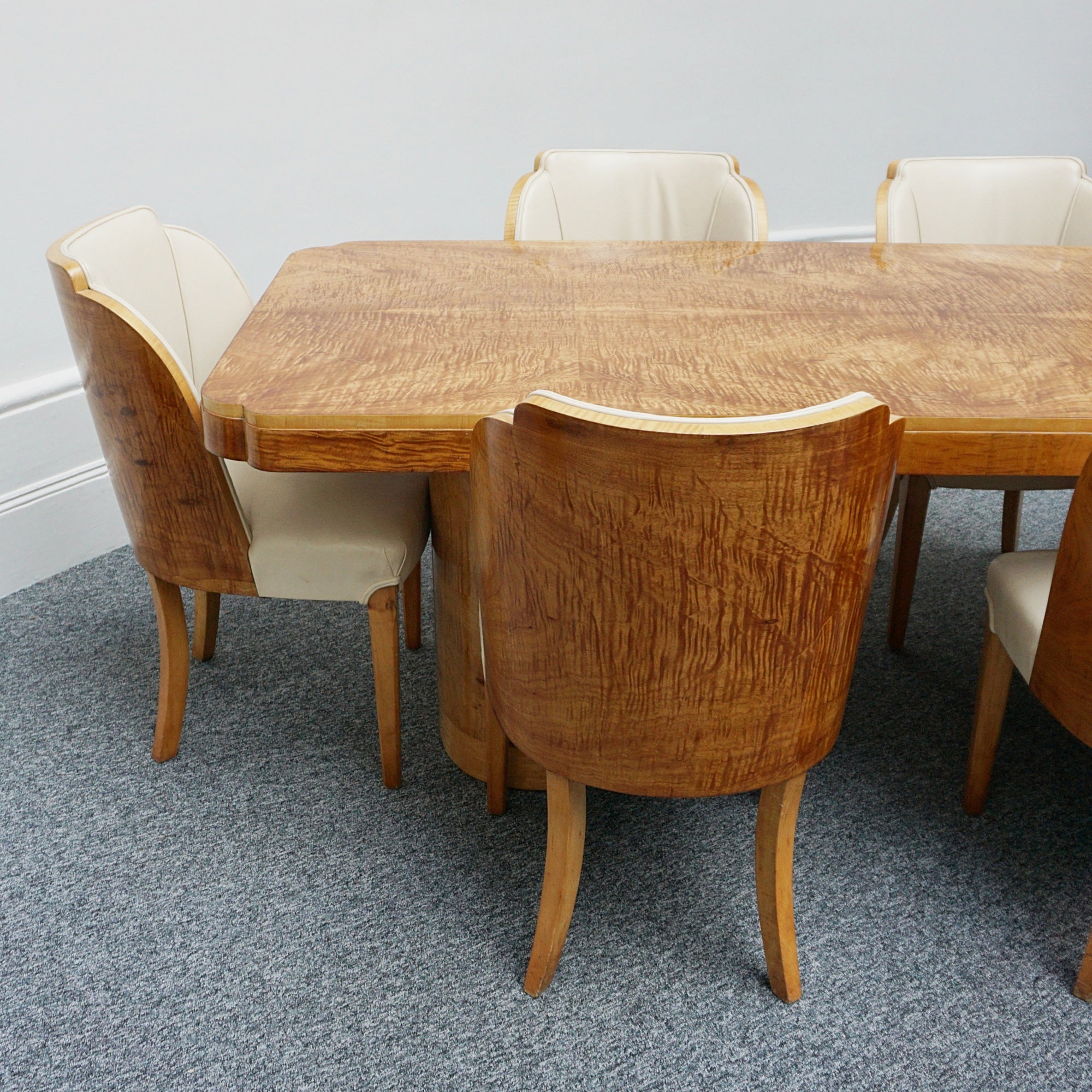 Vintage Six Seater Art Deco Dining Table and Chairs by Harry & Lou Epstein - Satinwood Veneer - Jeroen Markies Art Deco