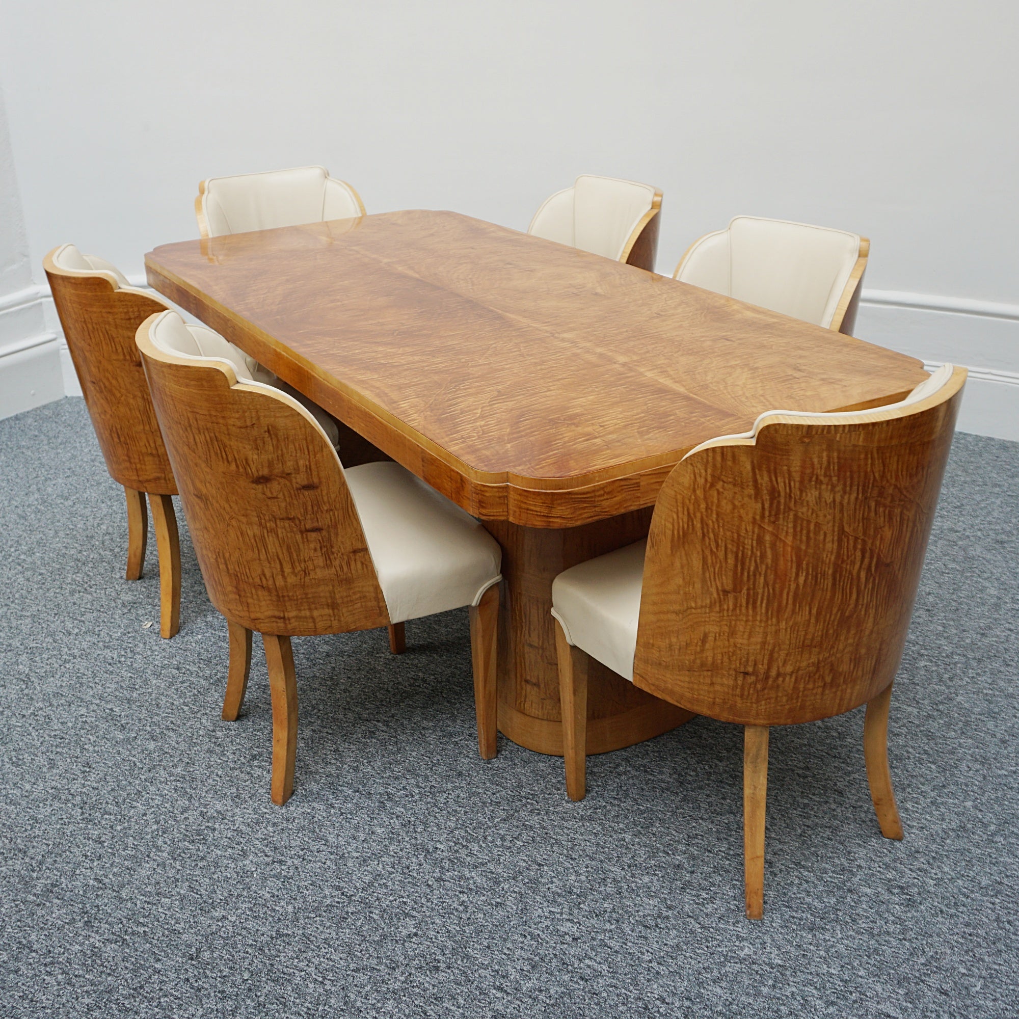 Vintage Six Seater Art Deco Dining Table and Chairs by Harry & Lou Epstein - Satinwood Veneer - Jeroen Markies Art Deco