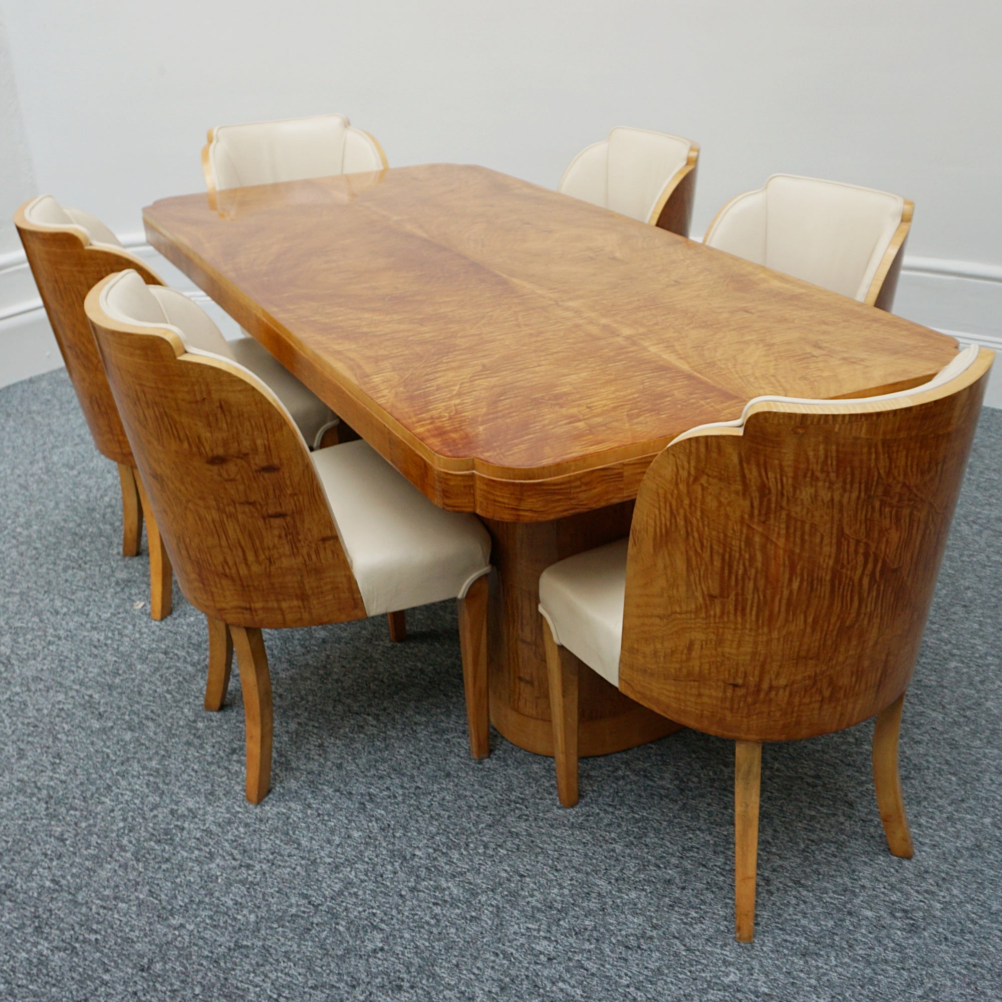 Vintage Six Seater Art Deco Dining Table and Chairs by Harry & Lou Epstein - Satinwood Veneer - Jeroen Markies Art Deco