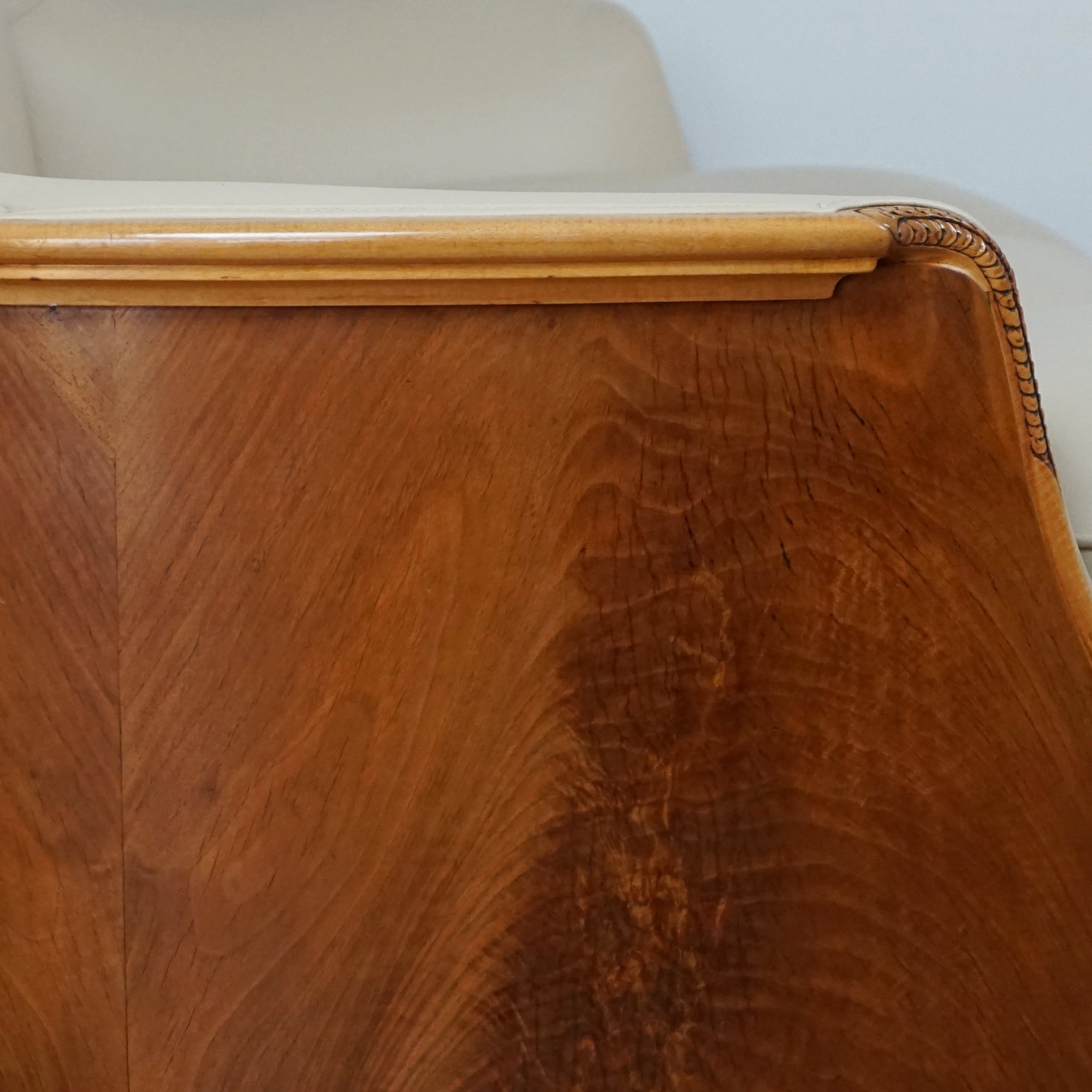 Art Deco Burr Walnut and Leather Sofa by Maurice Adams - Jeroen Markies Art Deco