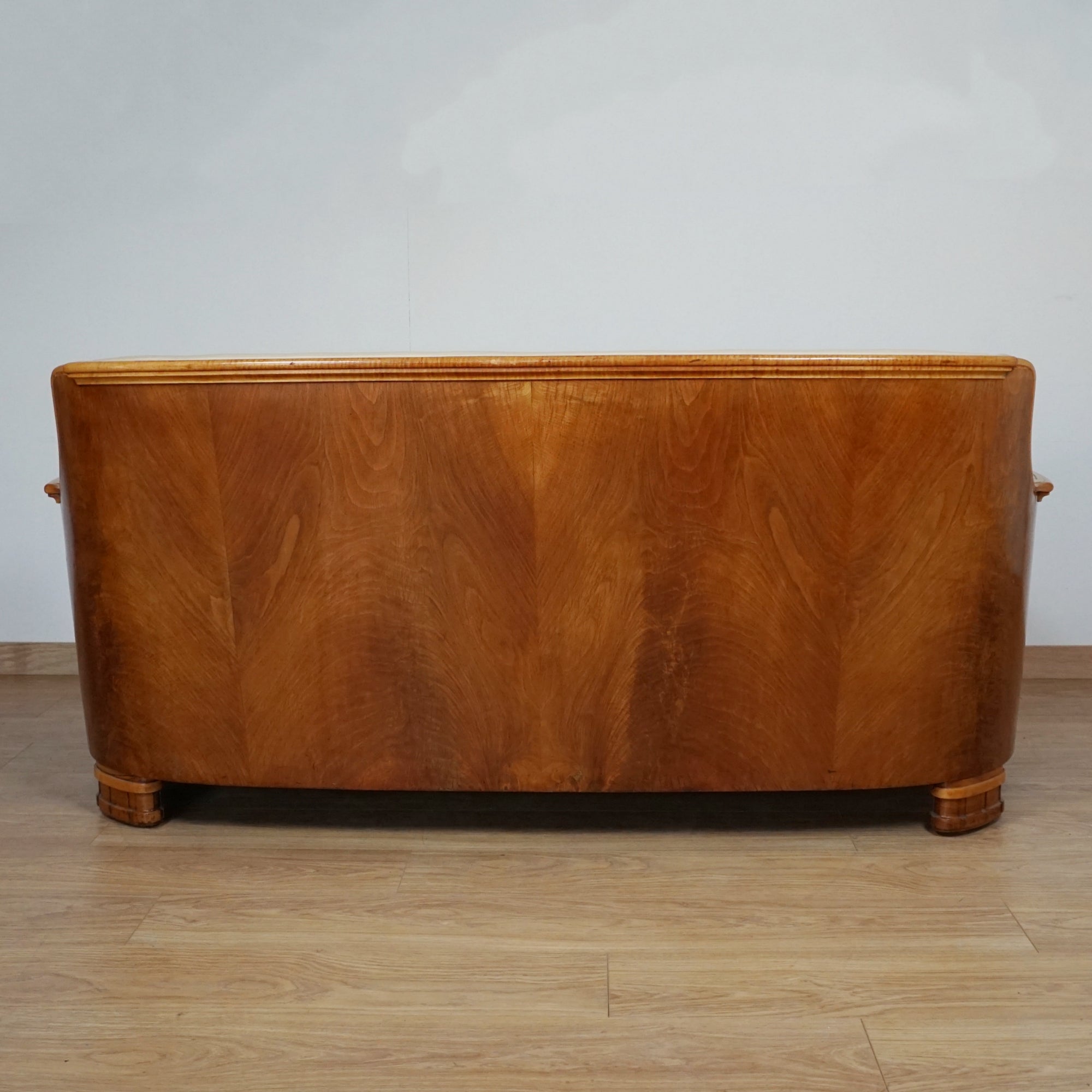 Art Deco Burr Walnut and Leather Sofa by Maurice Adams - Jeroen Markies Art Deco