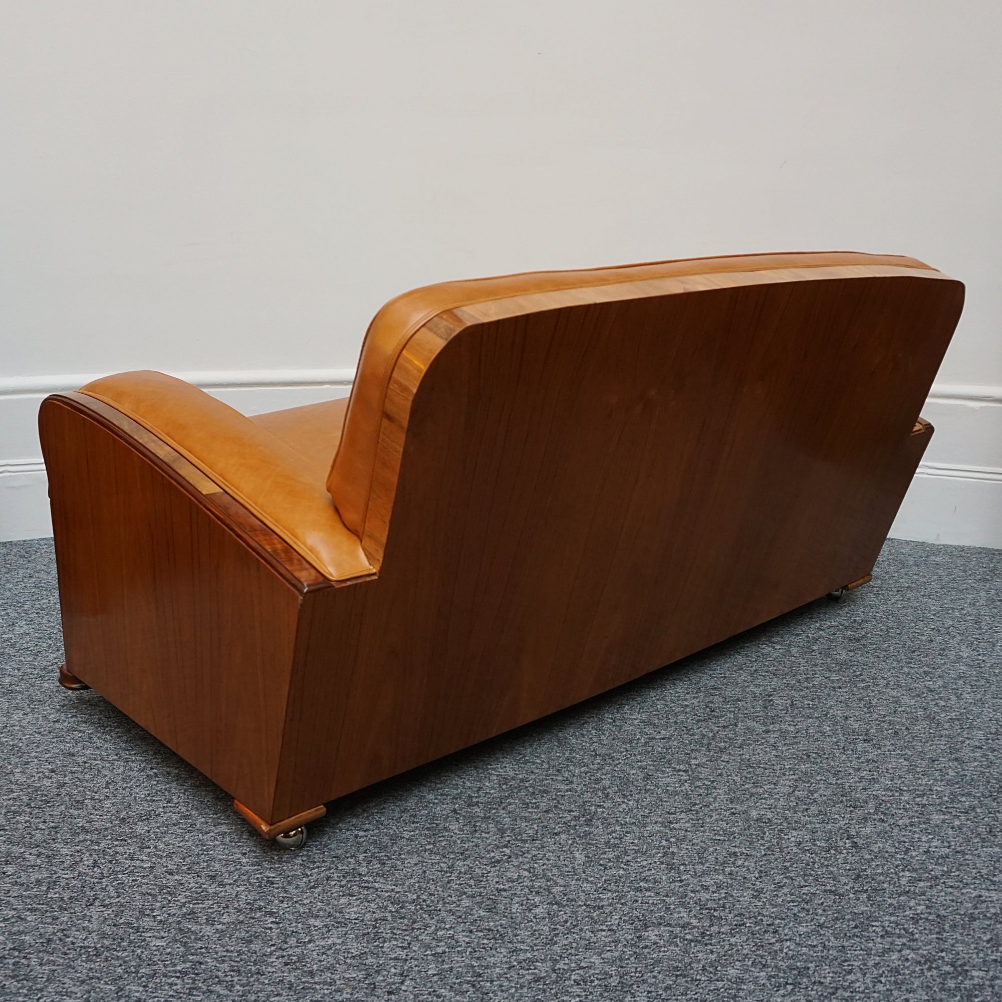 Vintage Brown Leather Art Deco Club Sofa - Jeroen Markies Art Deco