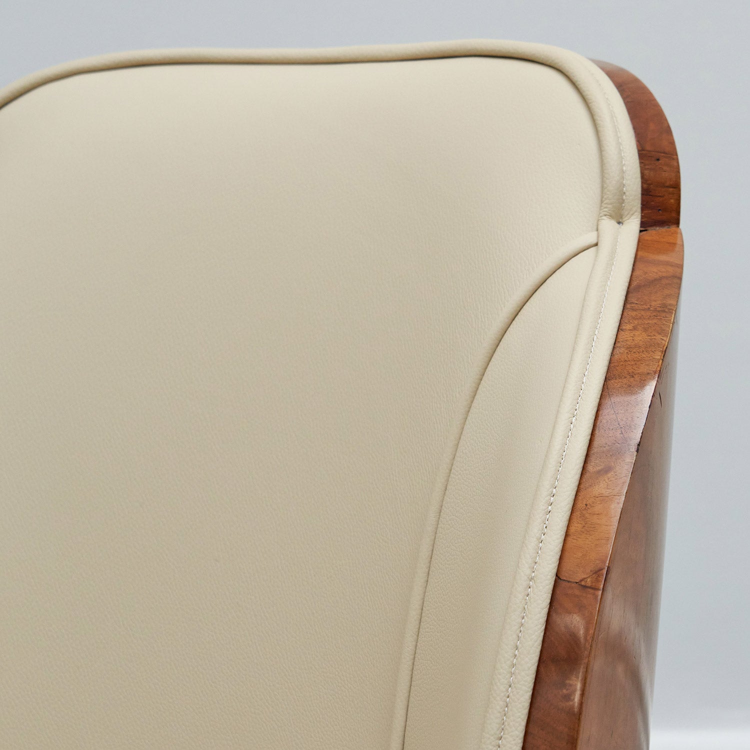 Harry & Lou Epstein Art Deco Cloud Chairs Burr Walnut , Re-upholstered in cream leather - Jeroen Markies Art Deco