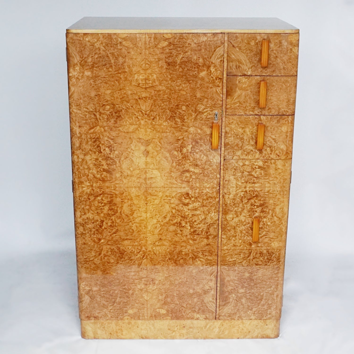 Art Deco Bachelors Cabinet by Harry & Lou Epstein English Circa 1930 - Jeroen Markies Art Deco
