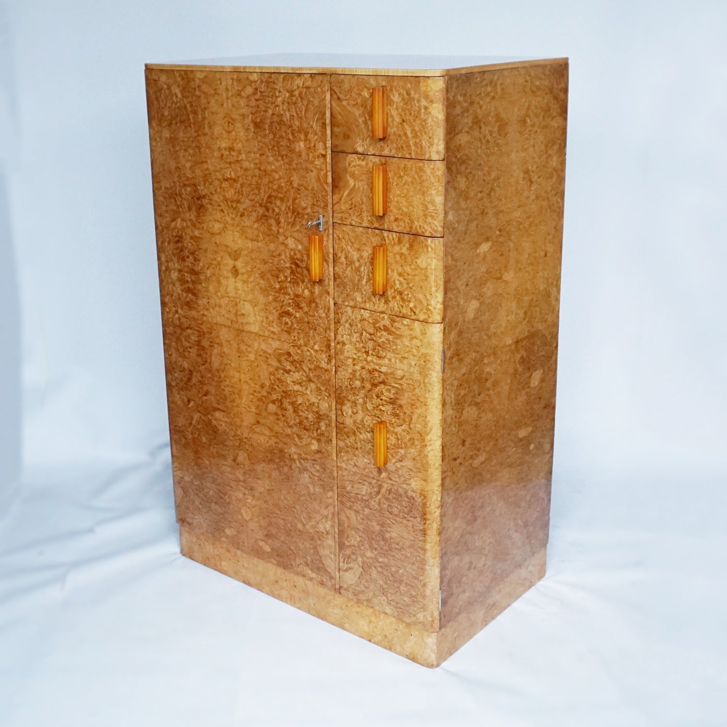 Art Deco Bachelors Cabinet by Harry & Lou Epstein English Circa 1930 - Jeroen Markies Art Deco