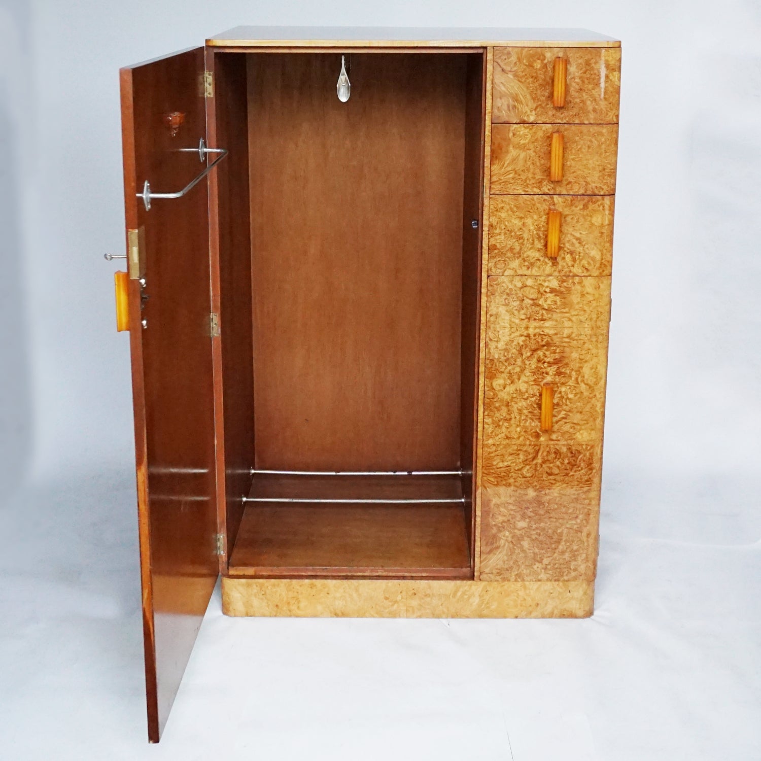 Art Deco Bachelors Cabinet by Harry & Lou Epstein English Circa 1930 - Jeroen Markies Art Deco