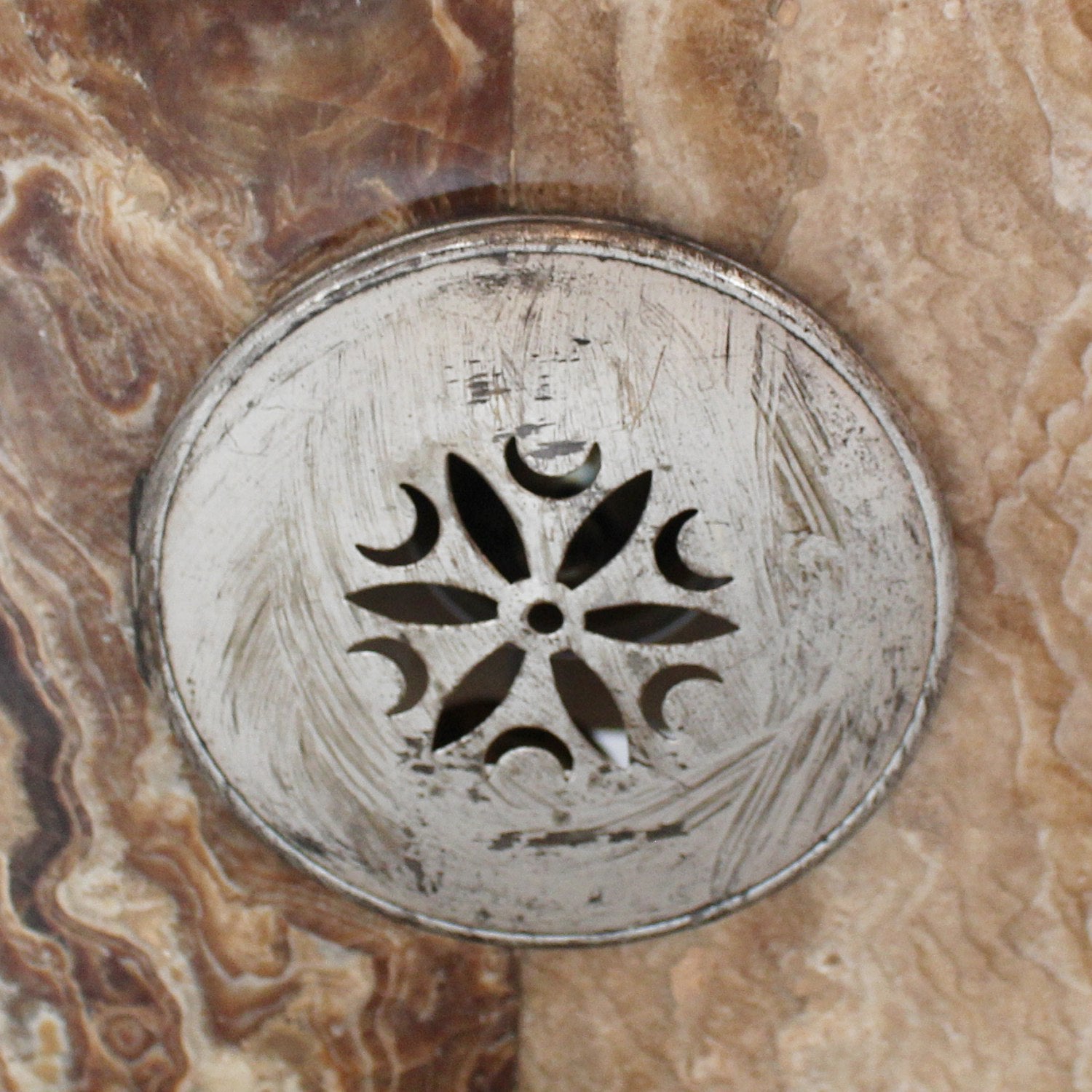 Art Deco Mantel Clock  in onyx and silvered bronze att to Geroges Lavroff at Jeroen Markies