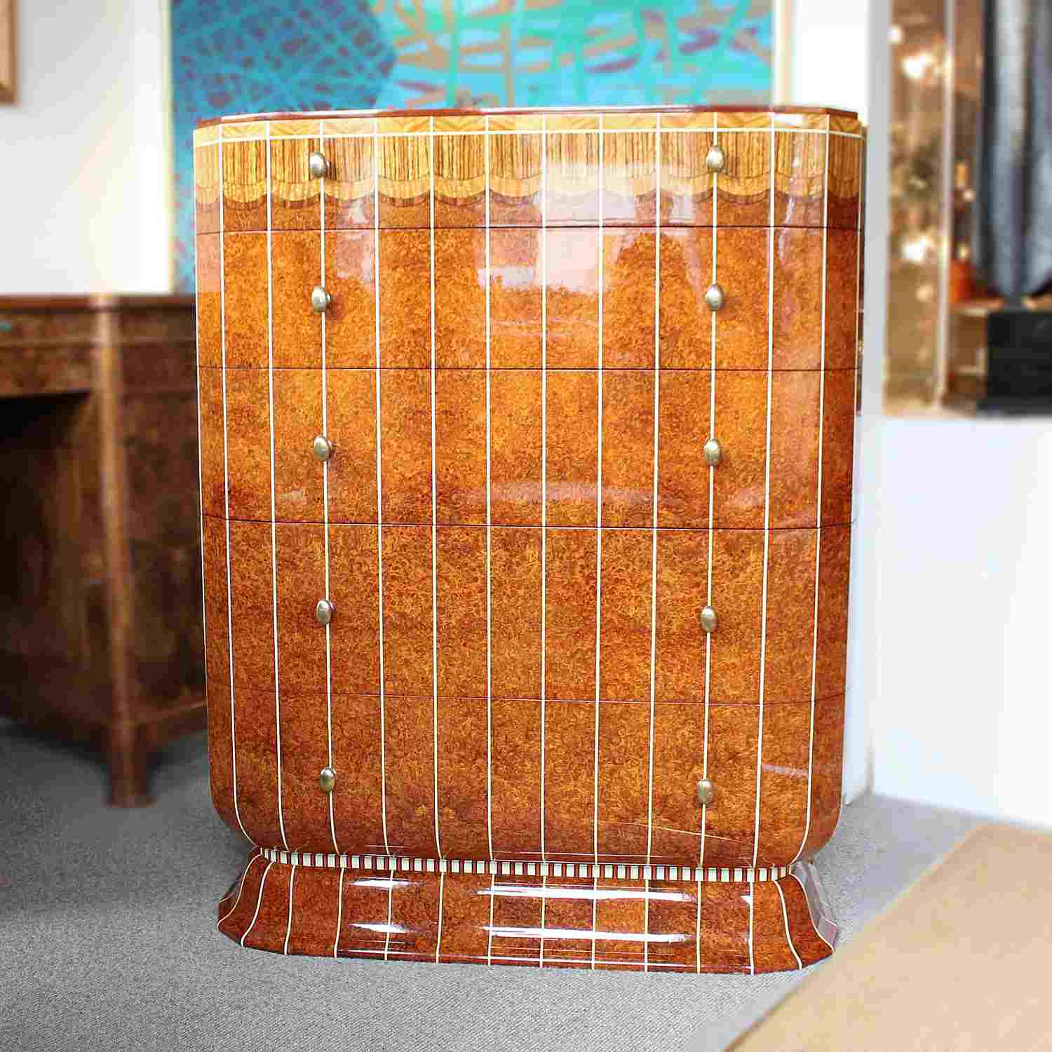 Art Deco chest of drawers