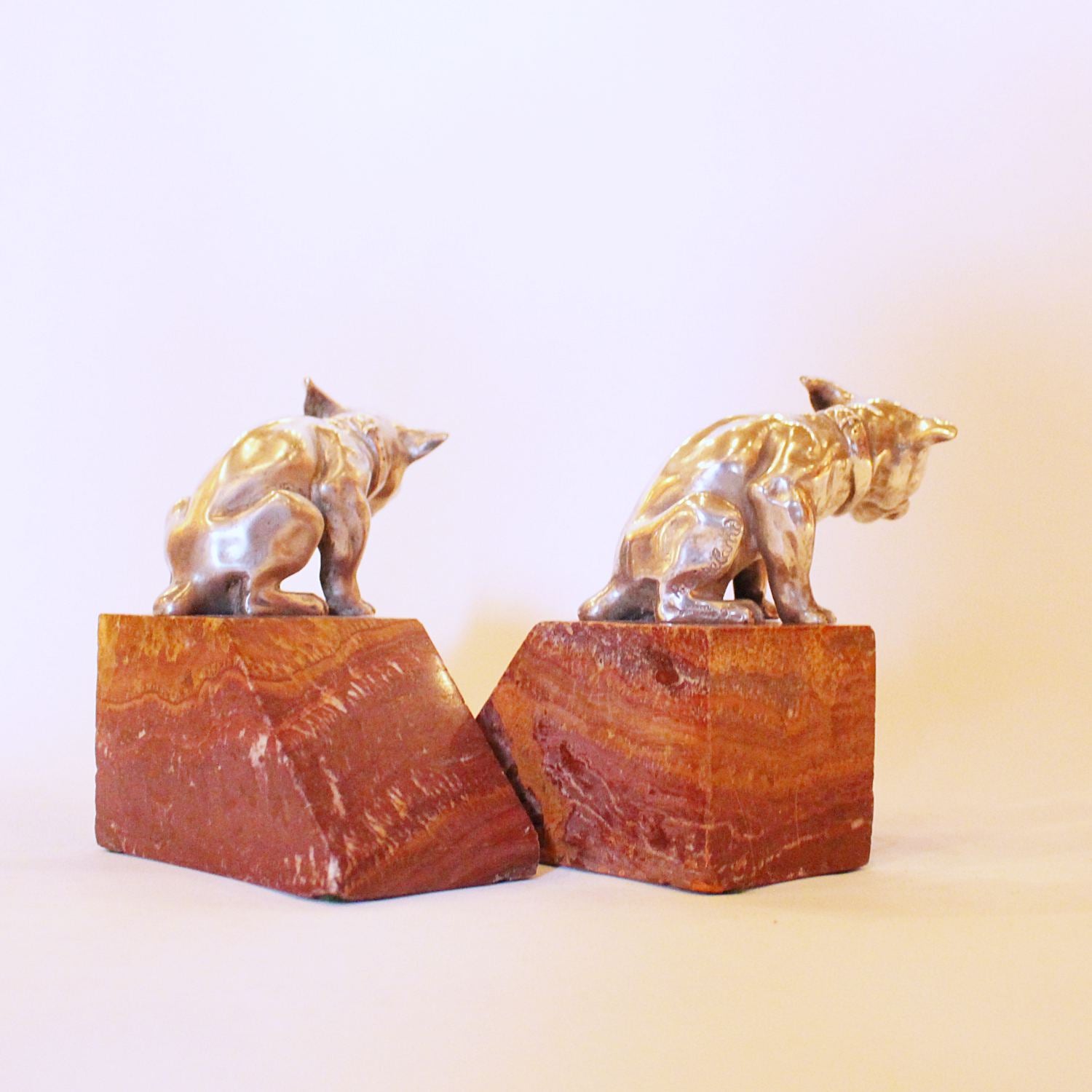 Art Deco French bulldog bookends in silvered bronze at Jeroen Markies
