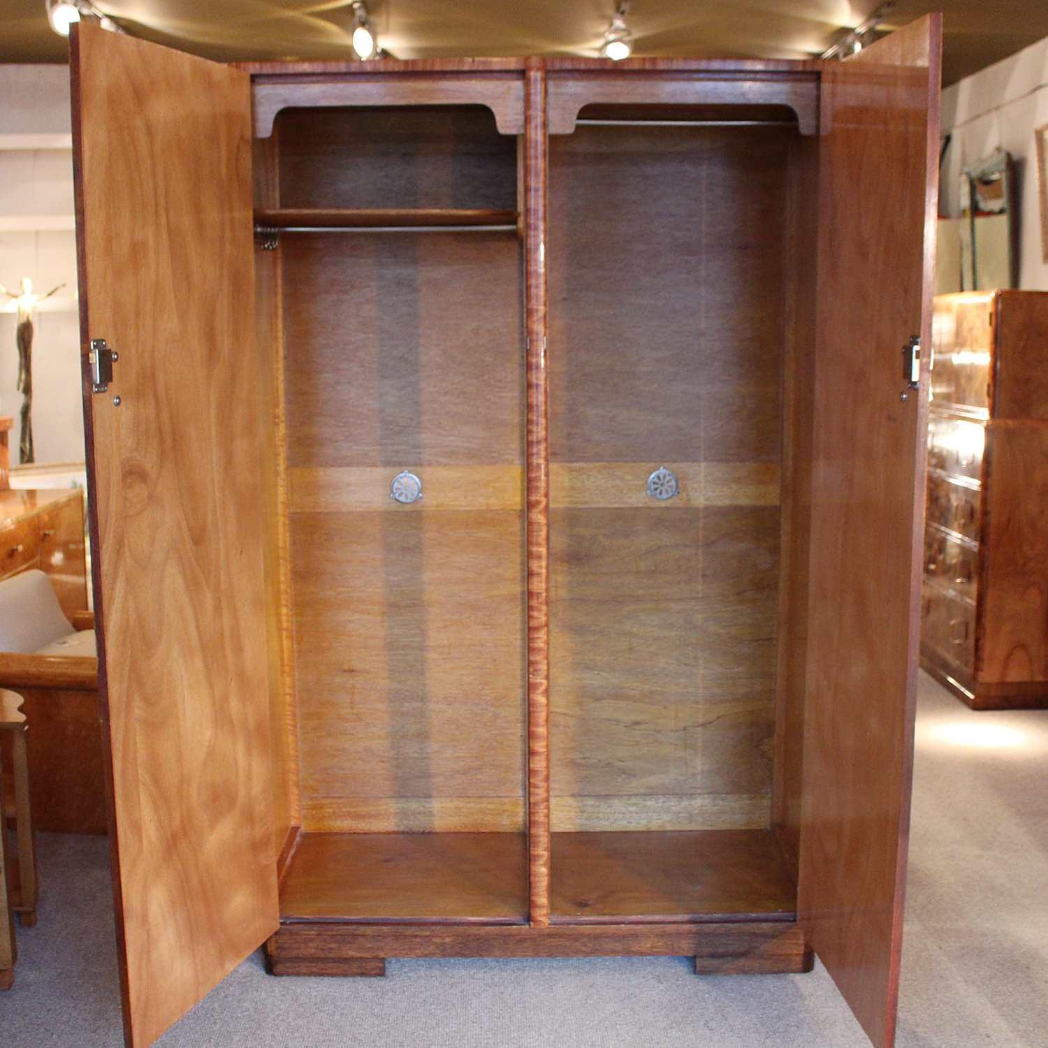 Art Deco double wardrobe circa 1930 at Jeroen Markies
