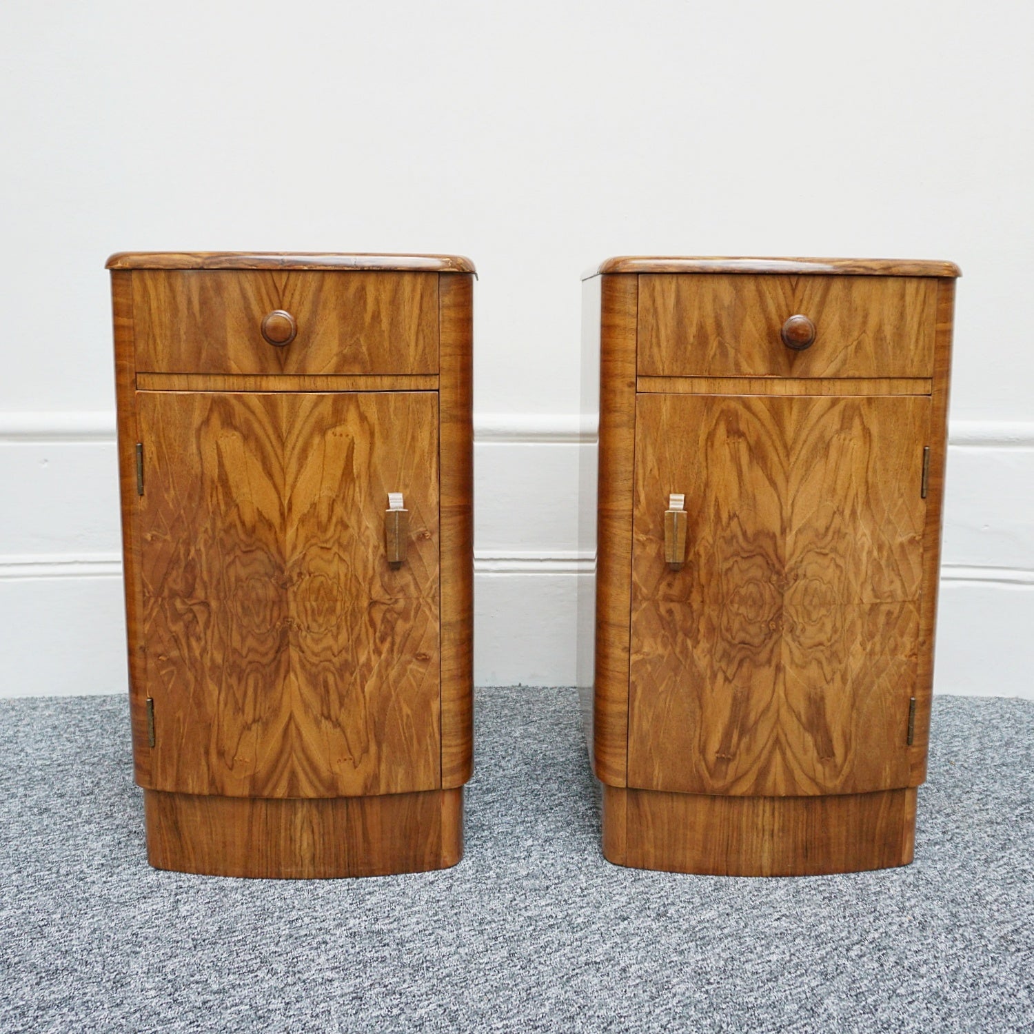 Pair of Art Deco Bedside Cabinets - Burr Walnut on Mahogany - Jeroen Markies Art Deco Furniture