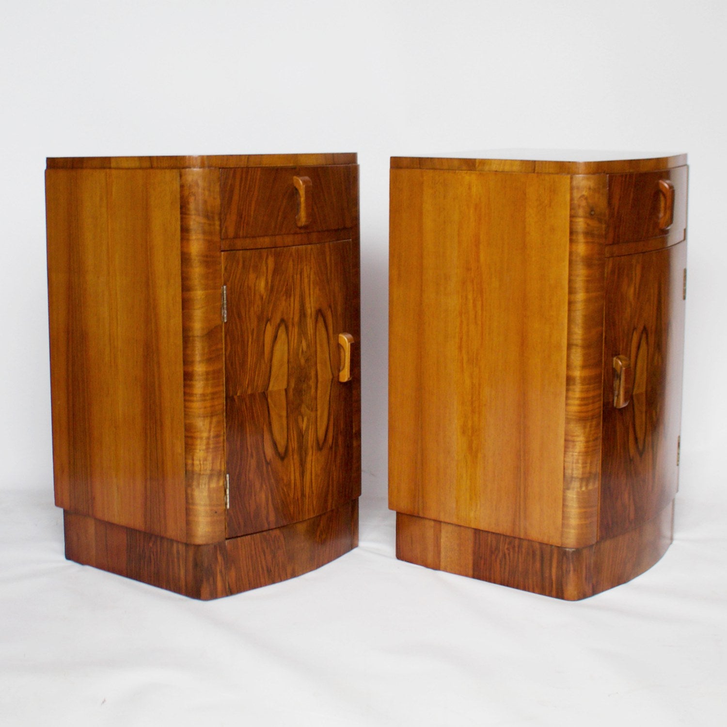Art Deco Bedside Cabinets - Jeroen Markies Art Deco