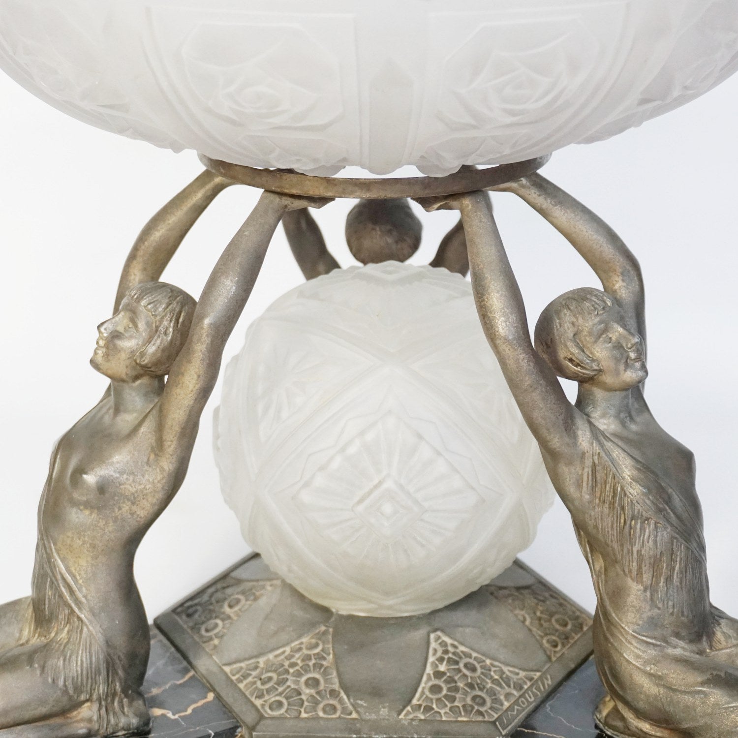 Art Deco Centrepiece Limousin Jeroen Markies  Art Deco