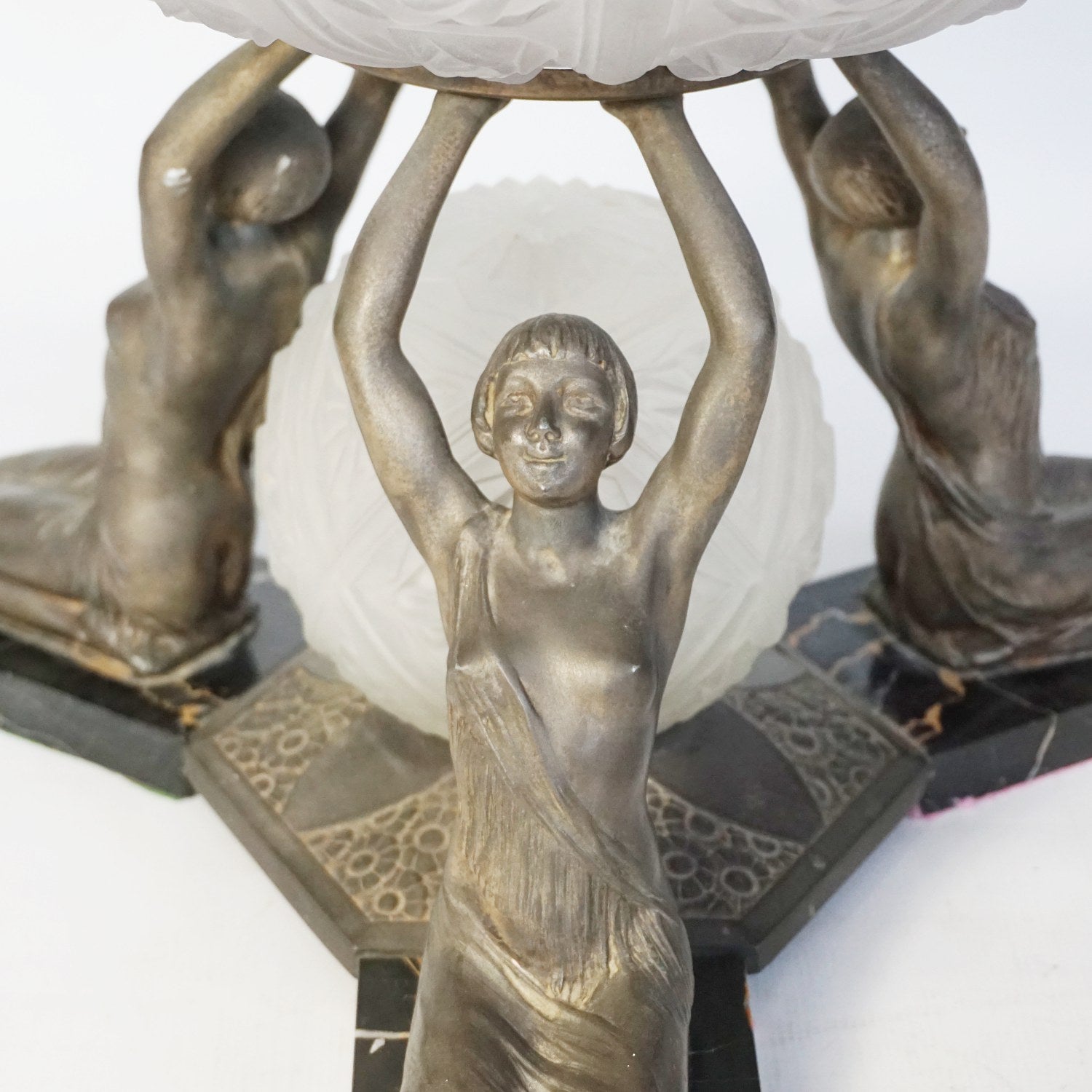 Art Deco Centrepiece Limousin Jeroen Markies  Art Deco