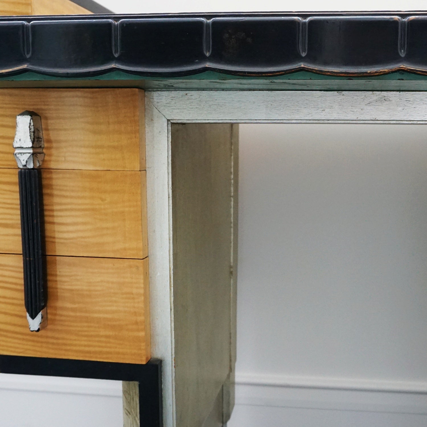 Art Deco Console Table by Serge Ivan Chermayeff for Waring & Gillows - Jeroen Markies Art Deco