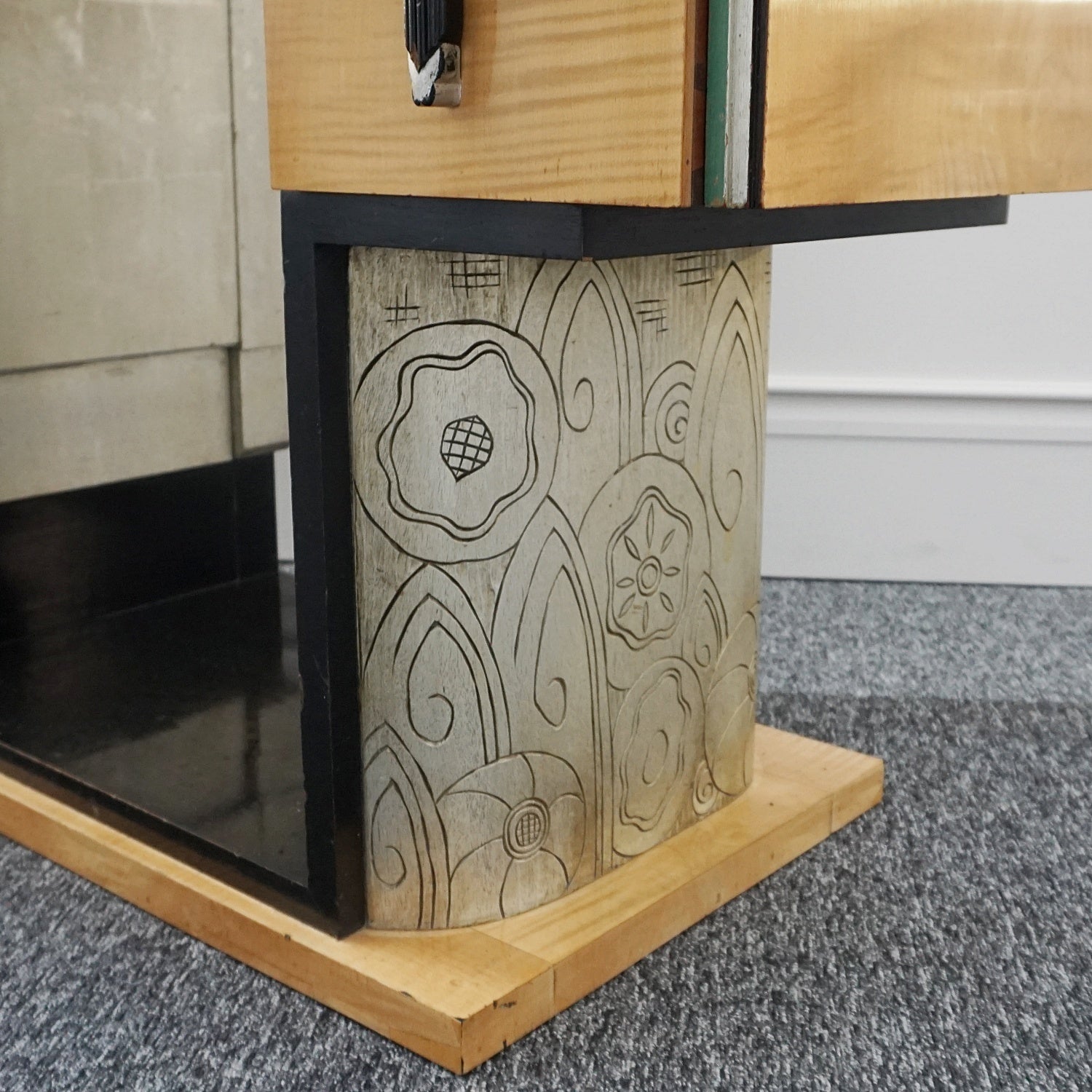 Art Deco Console Table by Serge Ivan Chermayeff for Waring & Gillows - Jeroen Markies Art Deco
