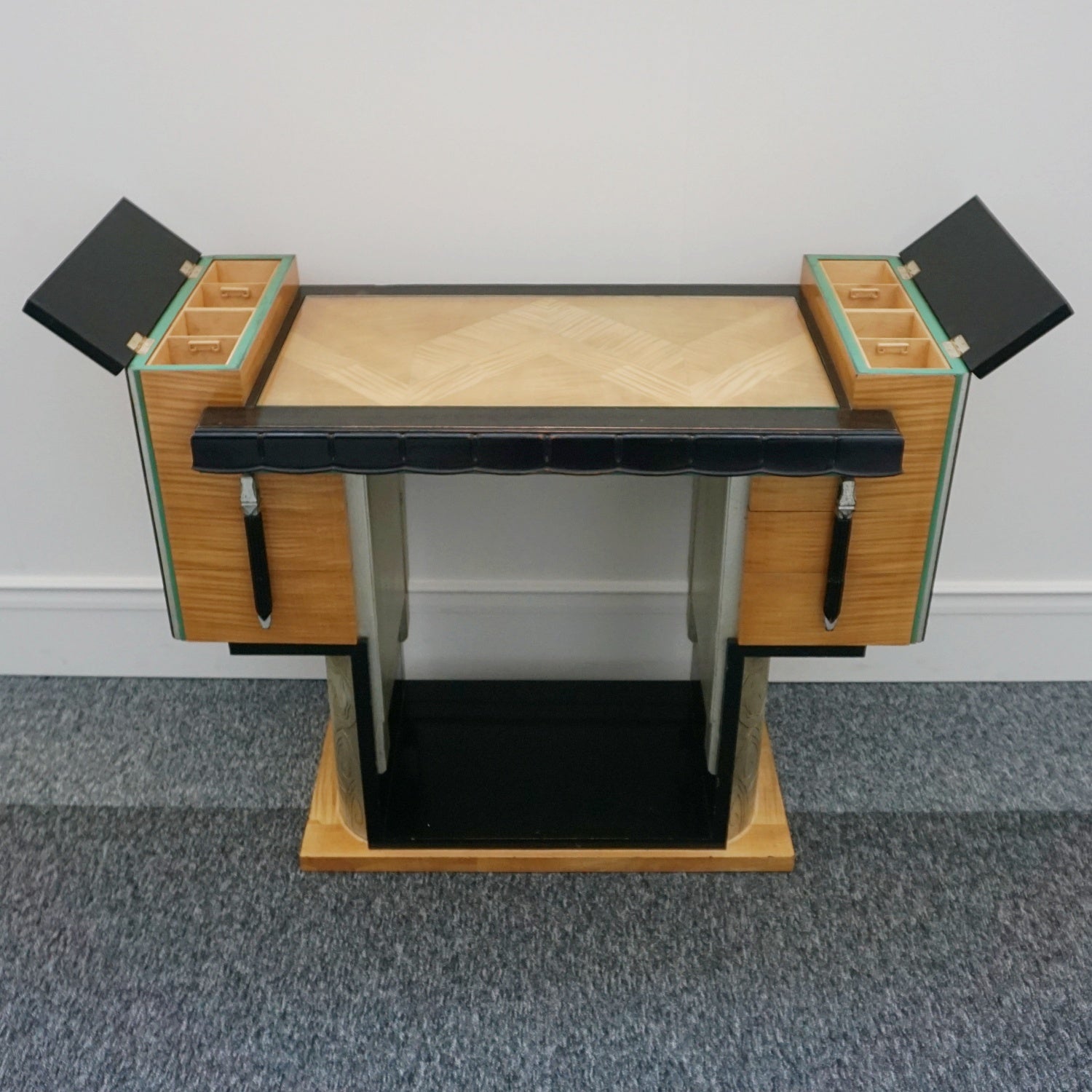 Art Deco Console Table by Serge Ivan Chermayeff for Waring & Gillows - Jeroen Markies Art Deco