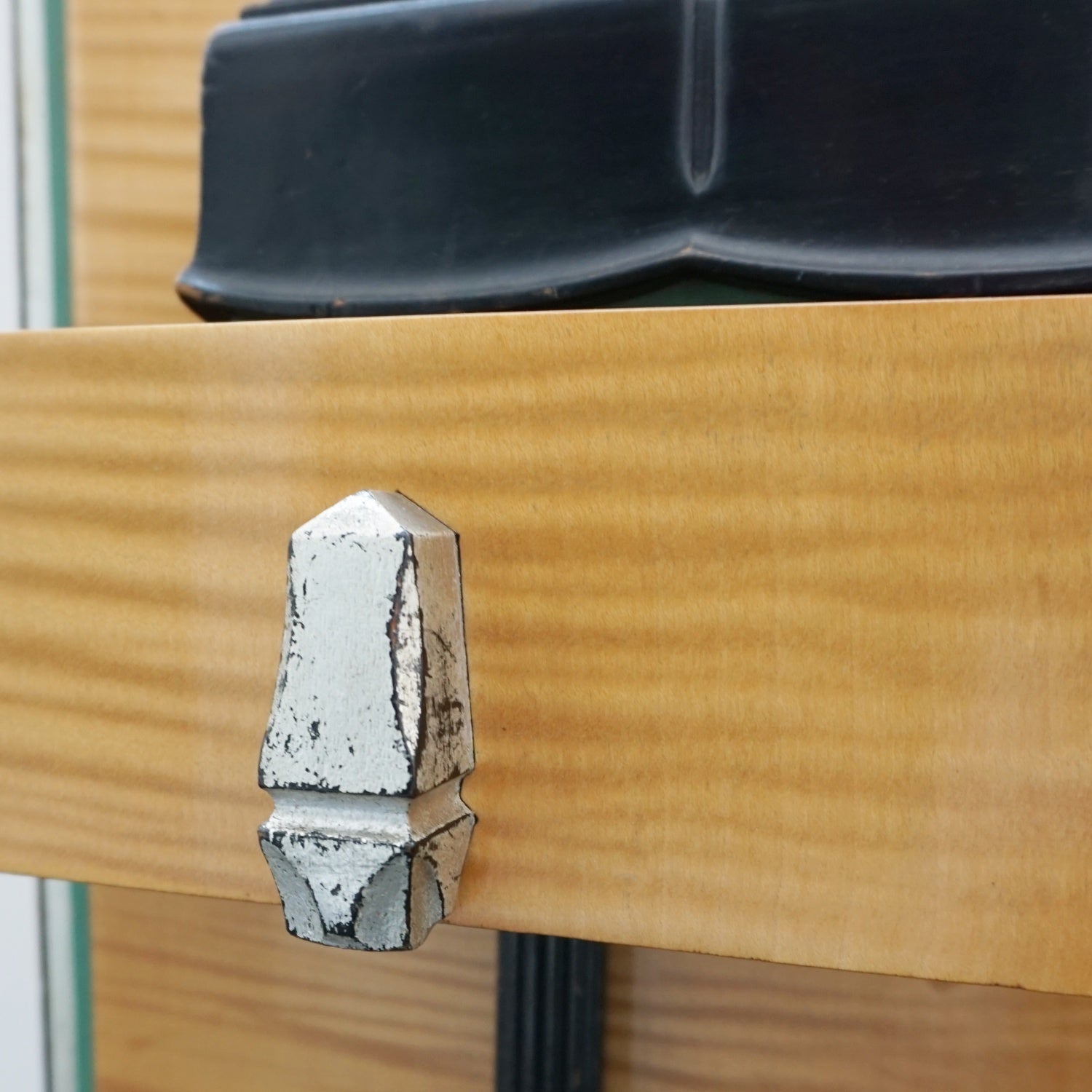 Art Deco Console Table by Serge Ivan Chermayeff for Waring & Gillows - Jeroen Markies Art Deco