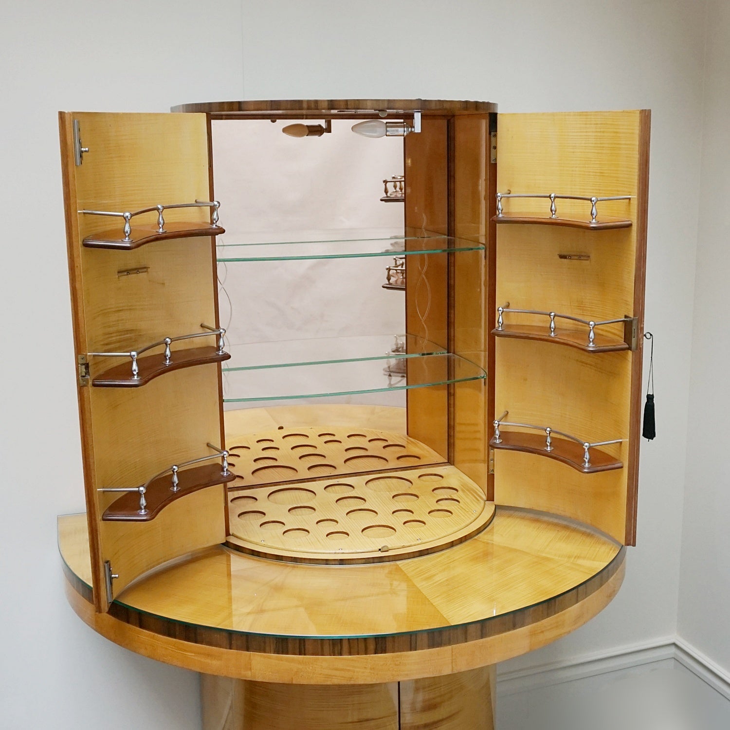 Art Deco Drinks Cabinet - Vintage drinks cabinet -  by Maurice Adams - Jeroen Markies Art Deco Furniture