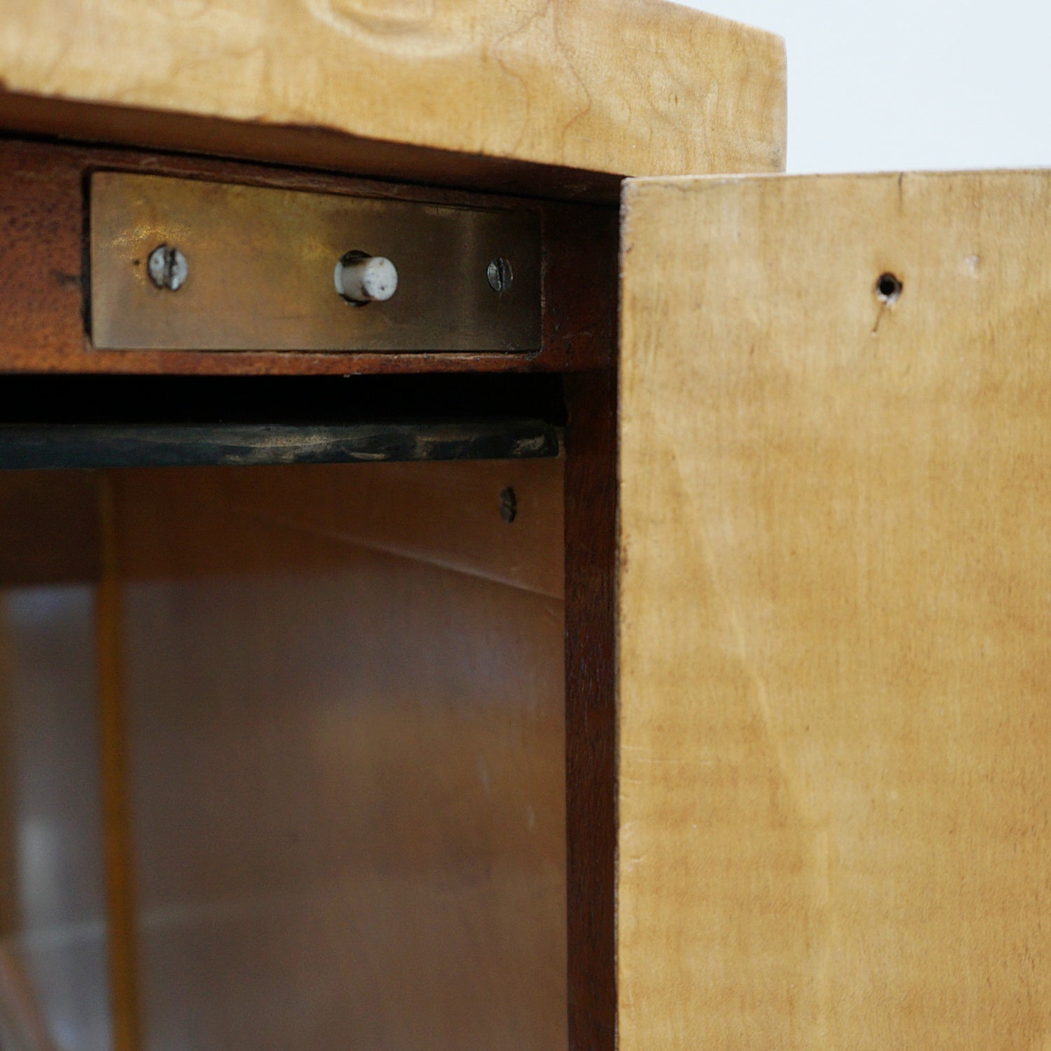 Art Deco Cocktail Cabinet by Hille Satin Birch English Circa 1930 - Jeroen Markies Art Deco