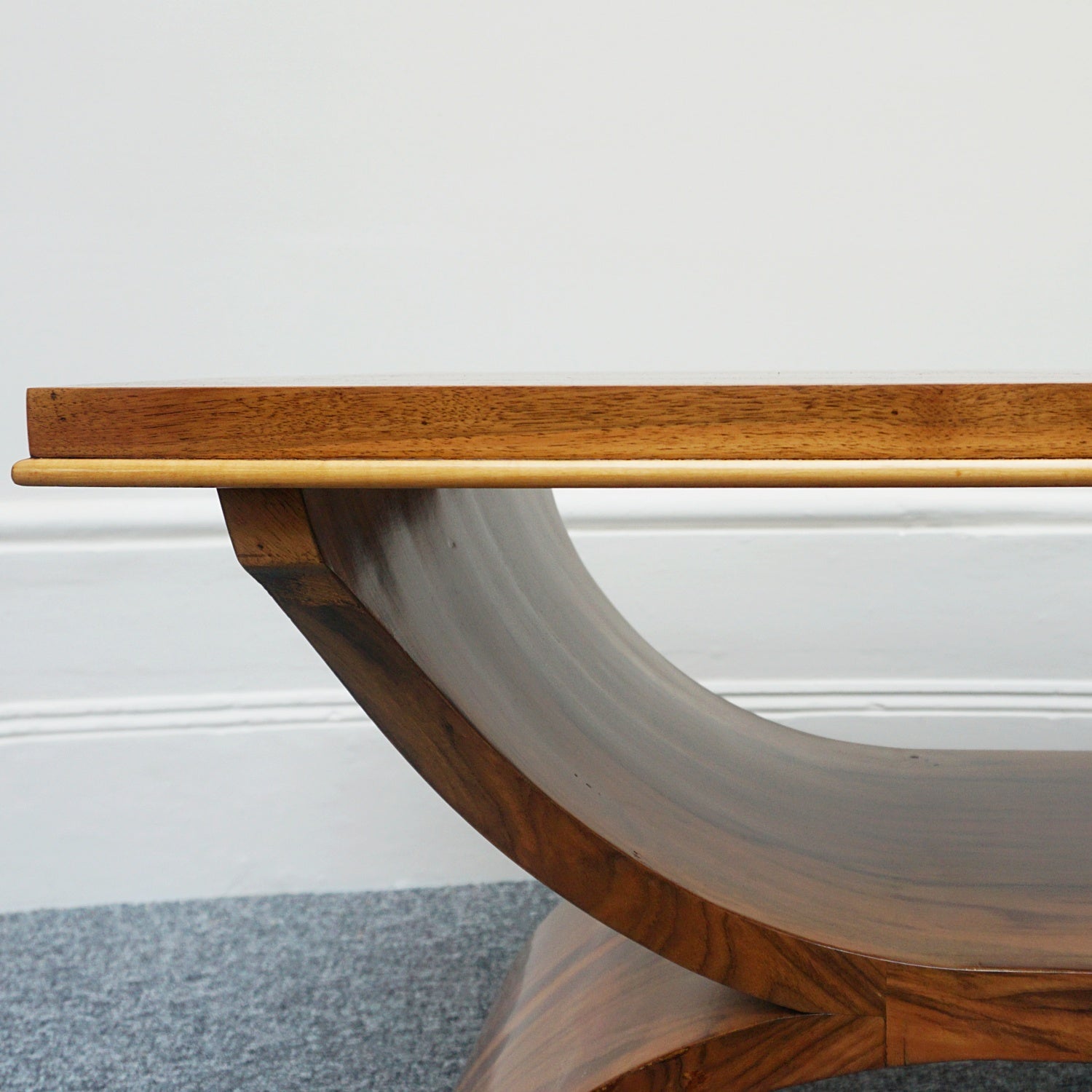 Vintage Harry & Lou Epstein Burr Walnut Art Deco Coffee Table - Jeroen Markies Art Deco