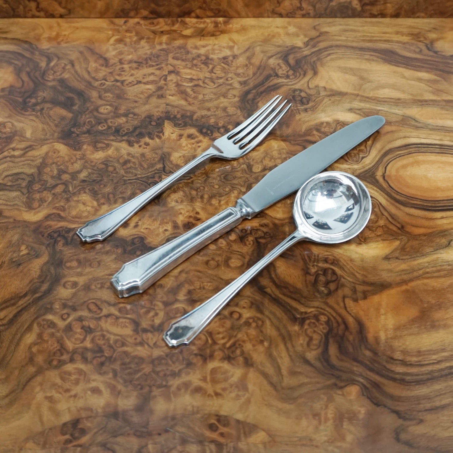 Vintage Art Deco Cutlery Chest by Waring & Gillow of London - Jeroen Markies Art Deco