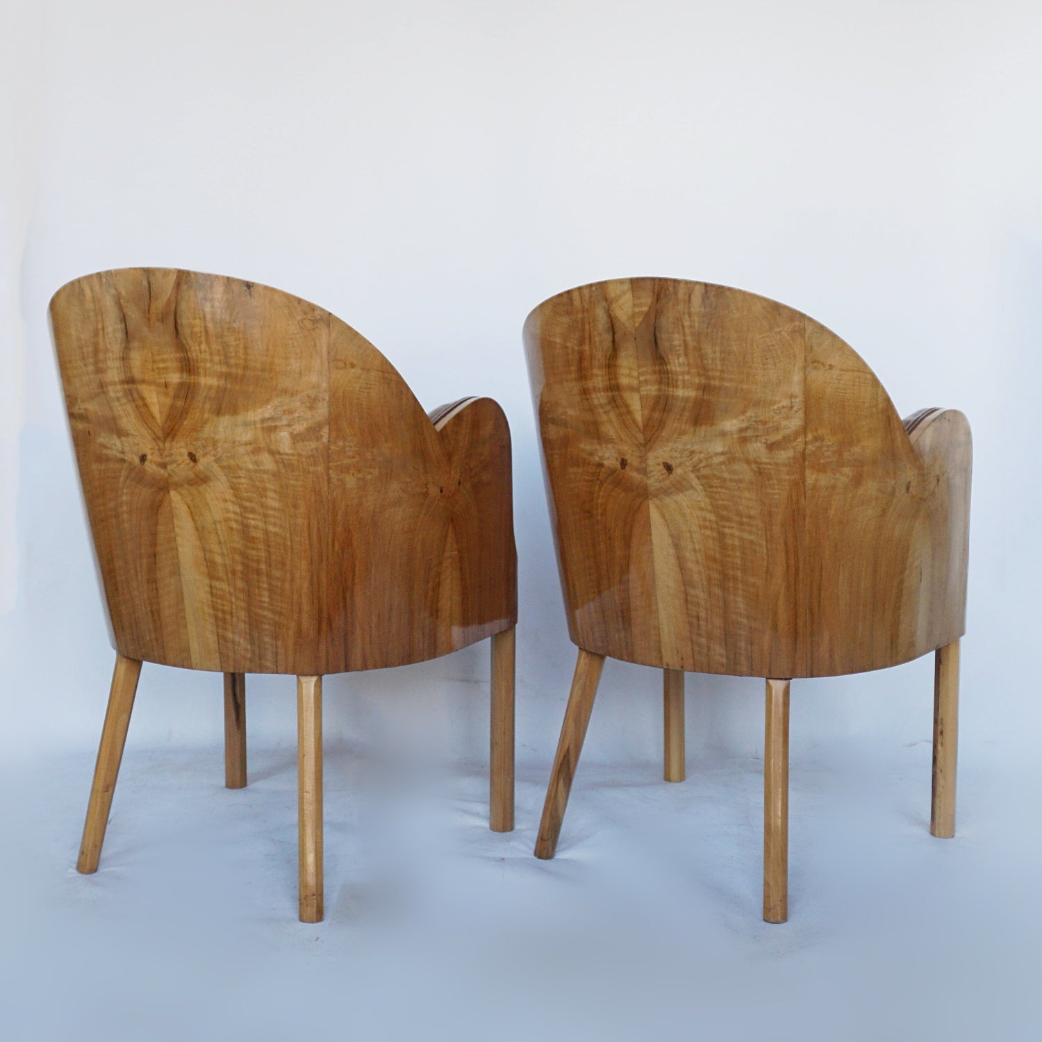 An Original Vintage Art Deco Pair of Armchairs by Harry & Lou Epstein - Jeroen Markies Art Deco