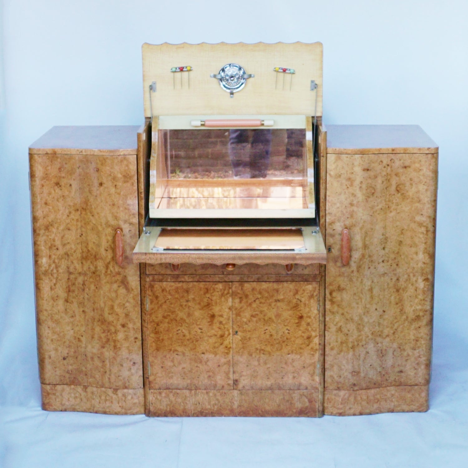 Art Deco Cocktail Sideboard by Harry & Lou Epstein, Burr Walnut Veneered throughout. Jeroen Markies Art Deco