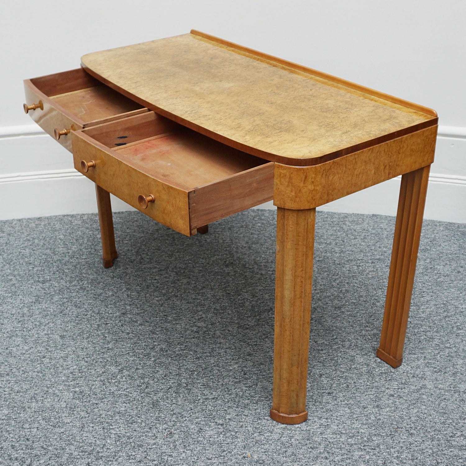 A Vintage Art Deco Burr Walnut Console Table by Harry & Lou Epstein English 1930's - Jeroen Markies Art Deco