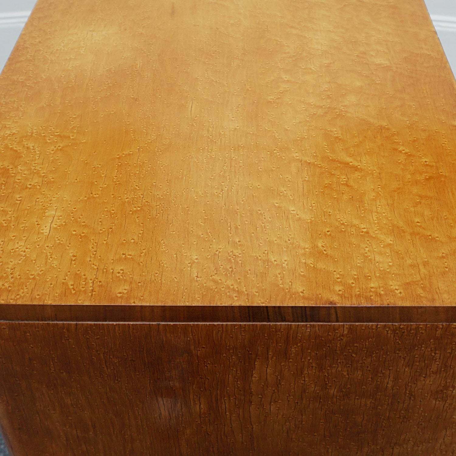 Art Deco Birdseye Maple Veneered Sideboard by Harry & Lou Epstein - Jeroen Markies Art Deco