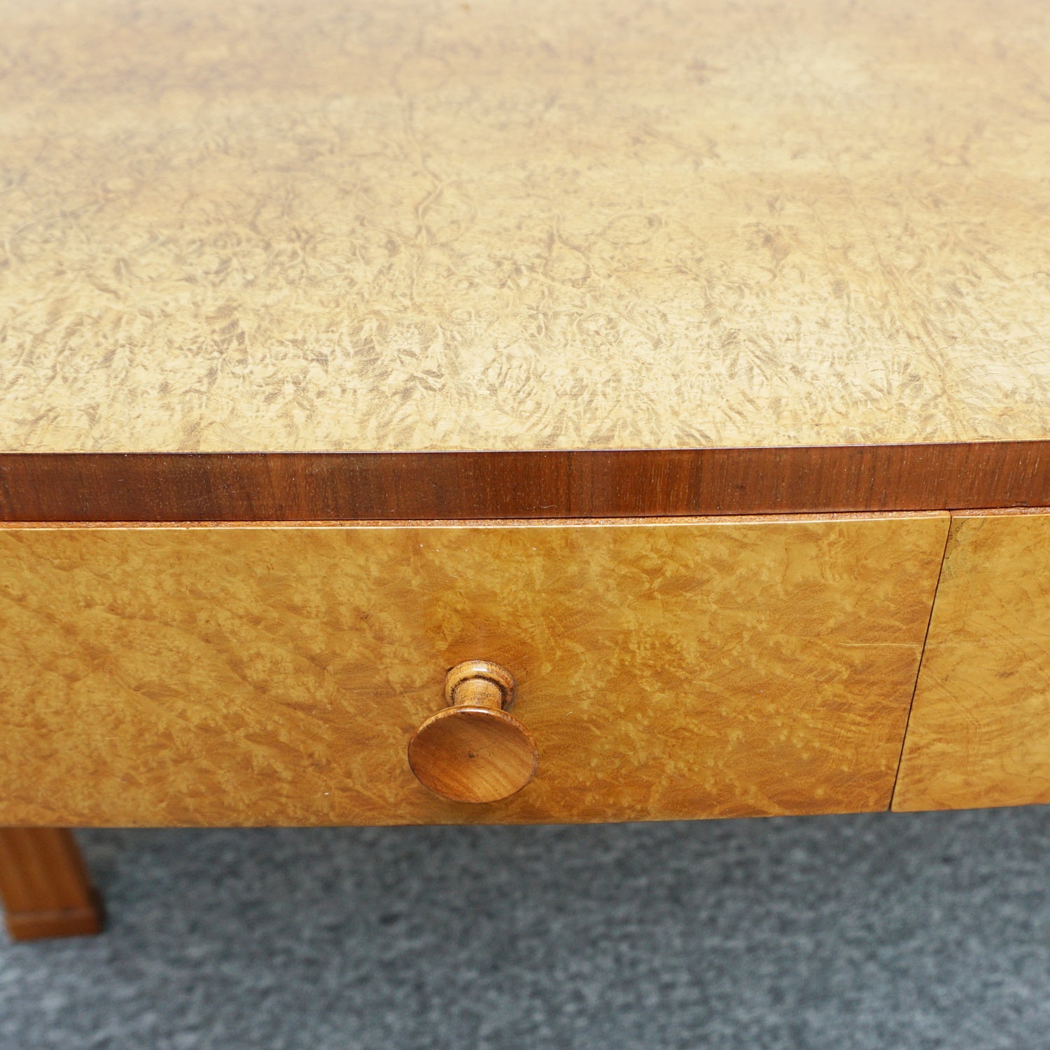 A Vintage Art Deco Burr Walnut Console Table by Harry & Lou Epstein English 1930's - Jeroen Markies Art Deco