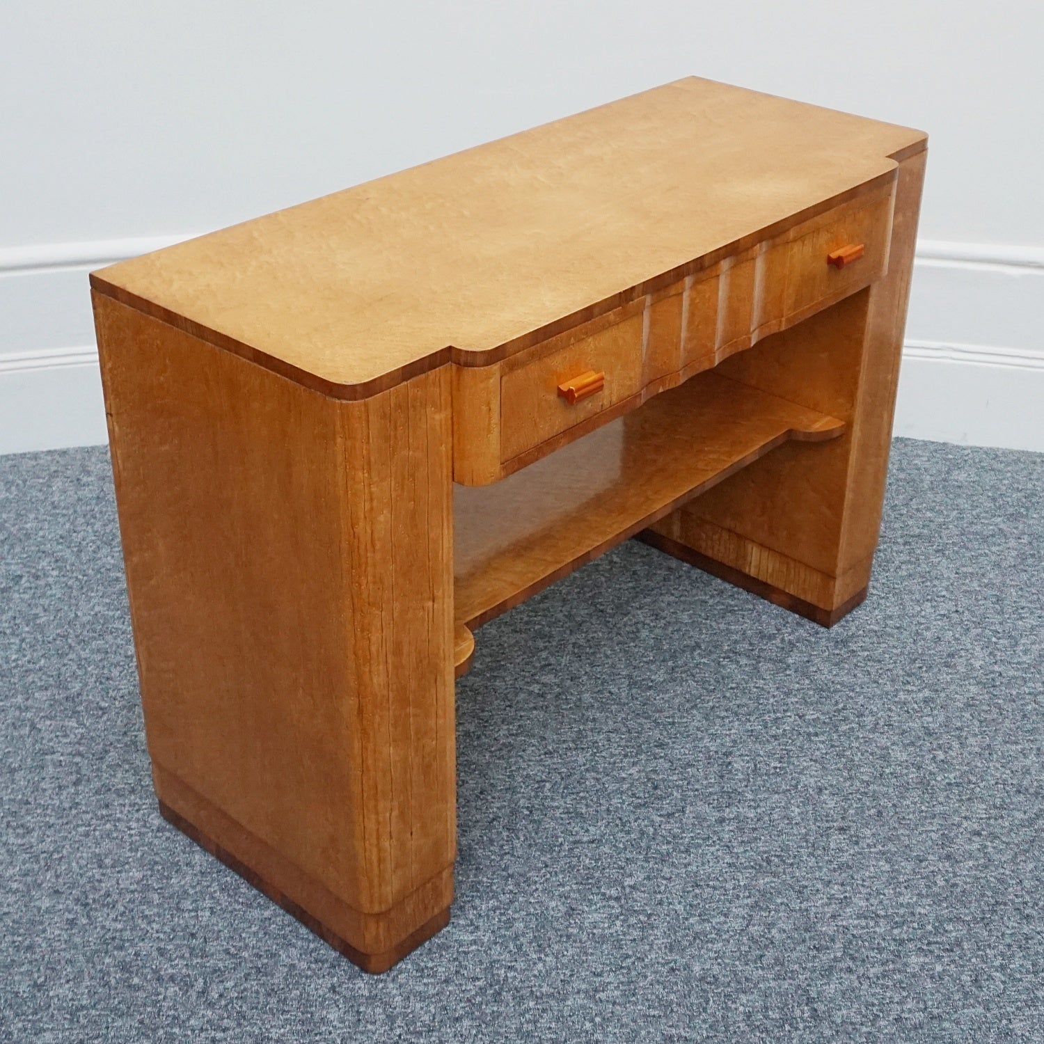 Art Deco Birdseye Maple Veneered Sideboard by Harry & Lou Epstein - Jeroen Markies Art Deco