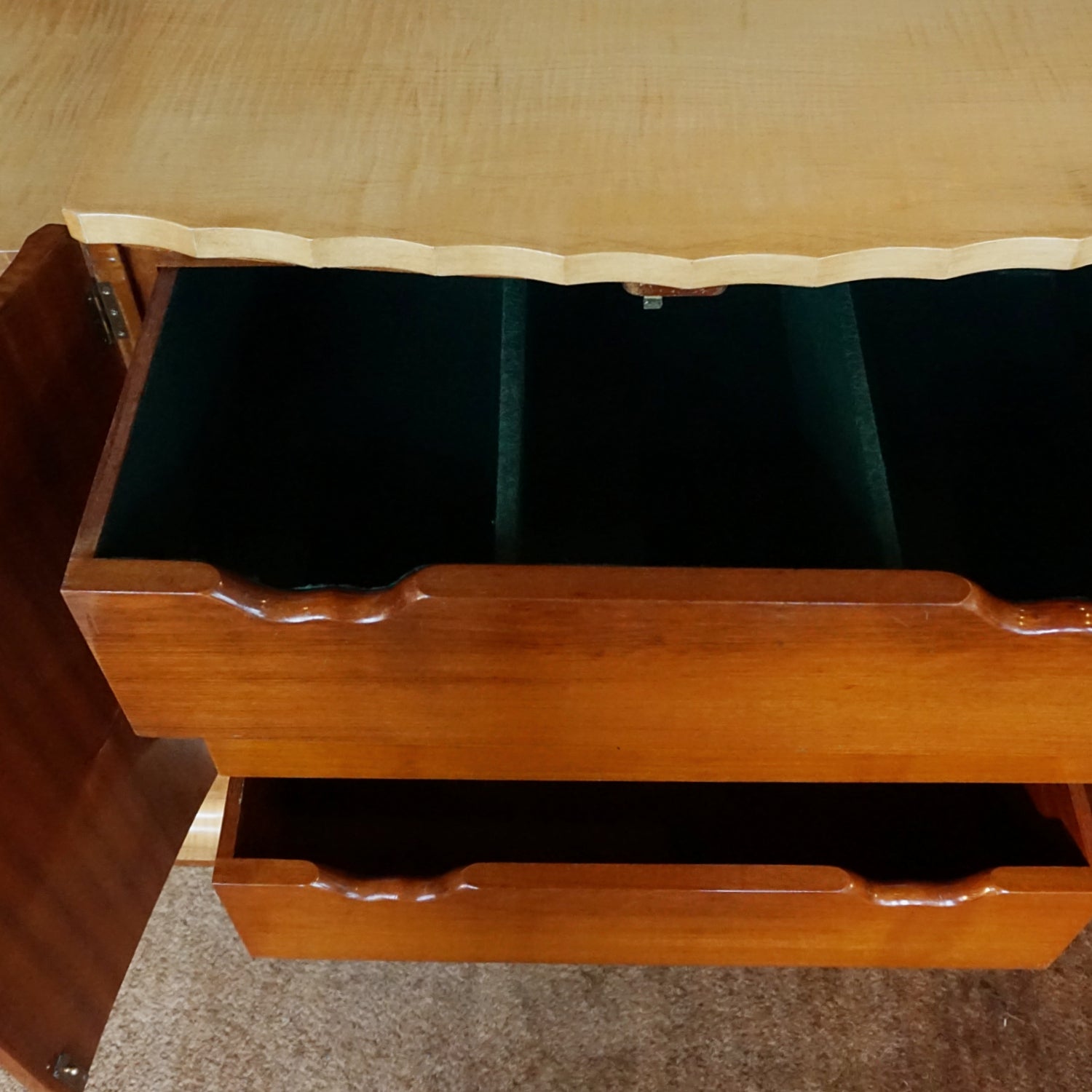 Harry & Lou Epstein Art Deco Sideboard - Jeroen Markies Art Deco