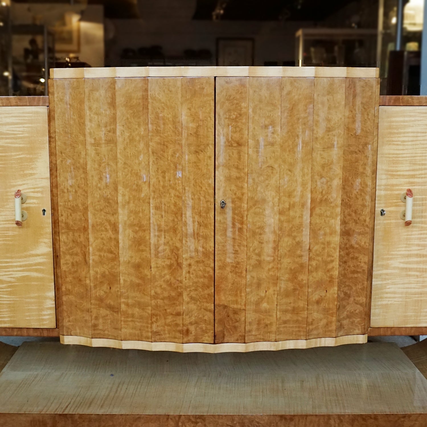 Harry & Lou Epstein Art Deco Sideboard - Jeroen Markies Art Deco