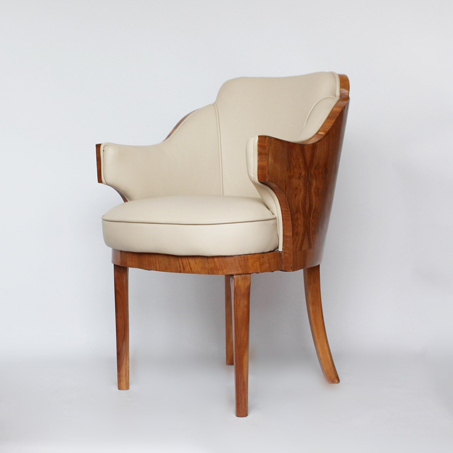 Epstein Art Deco walnut and leather armchairs circa 1930