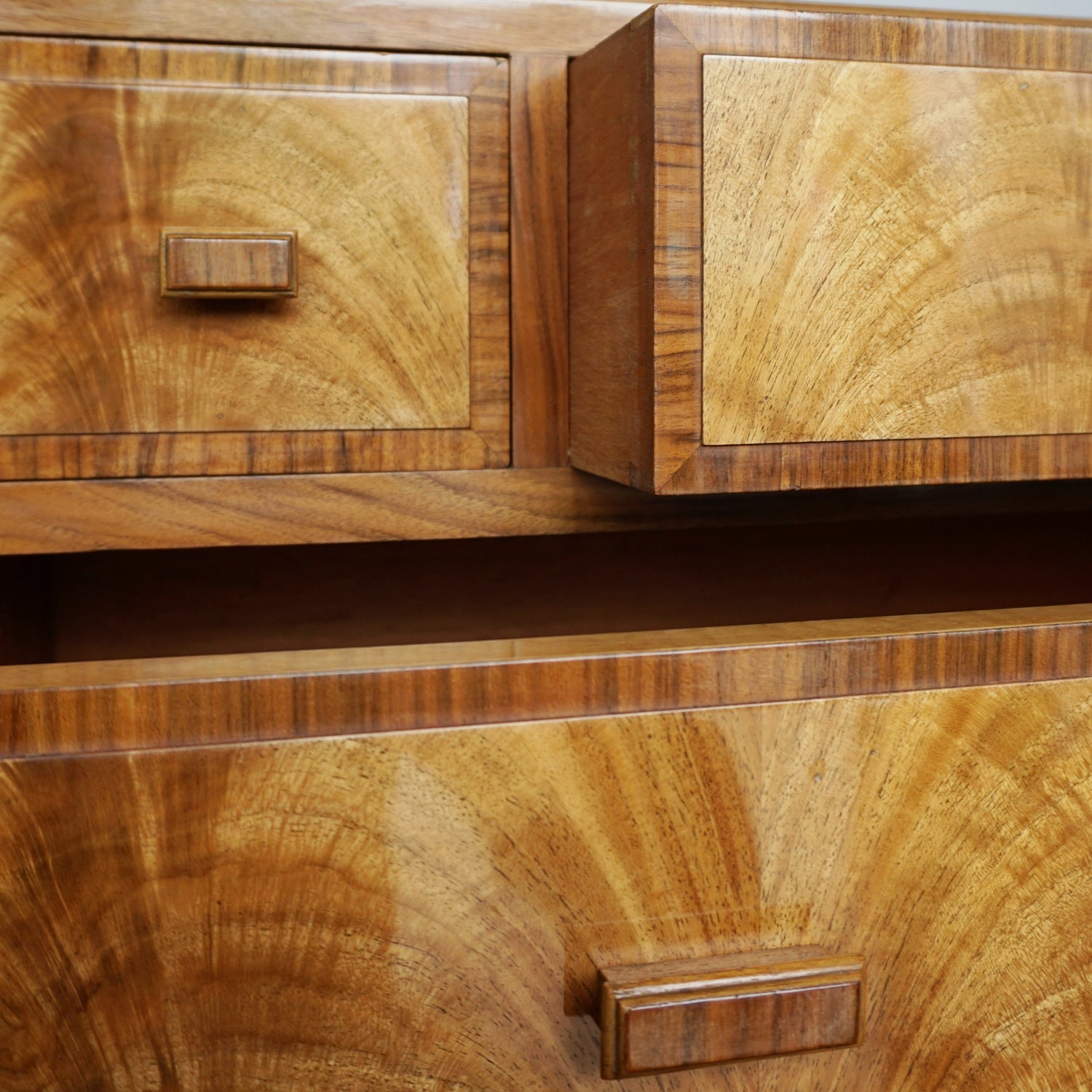 Art Deco Chest of Drawers by Heal's of London Jeroen Markies Art Deco