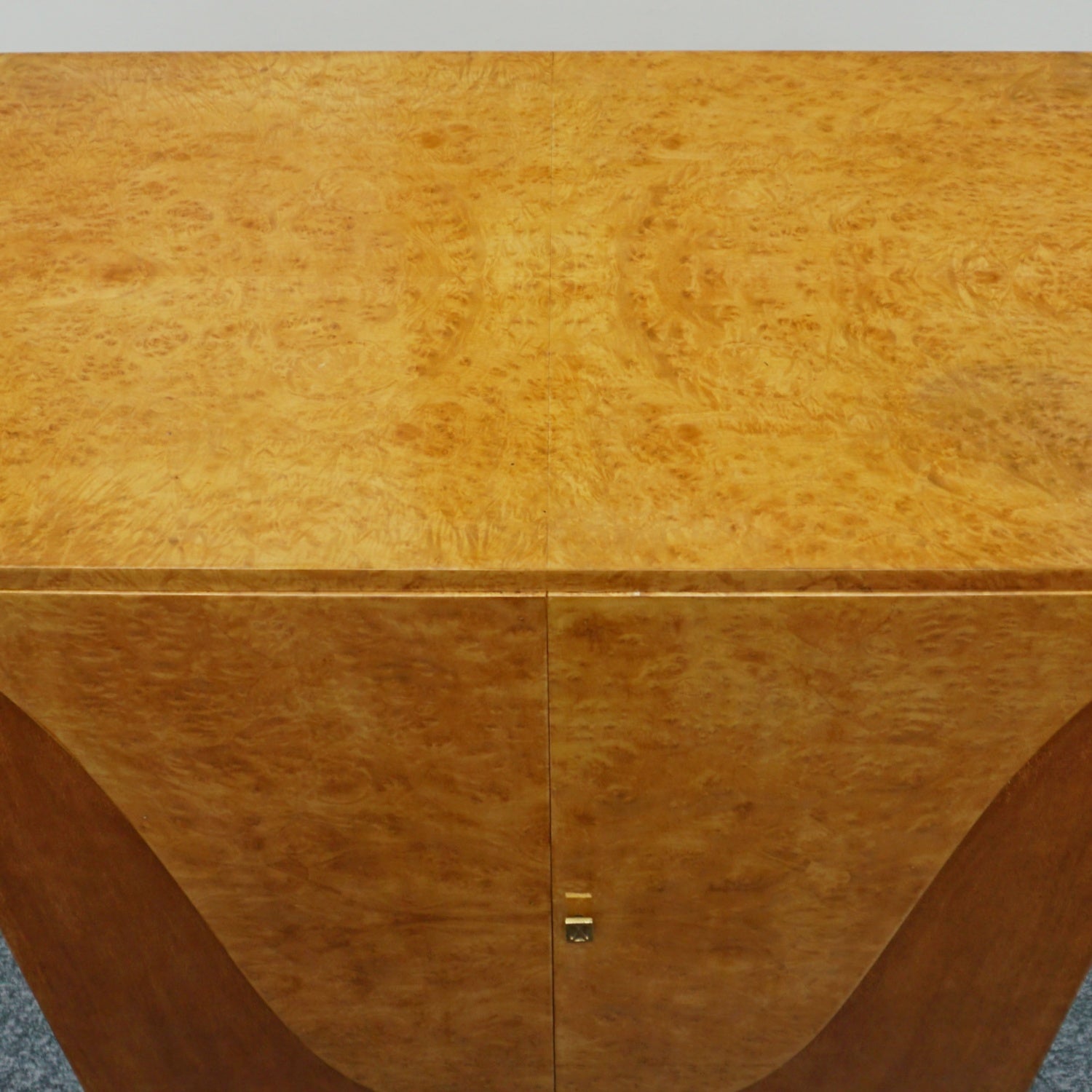 An Original Art Deco Cocktail Cabinet/Drinks Bar by Salamon J Hille Furnire Company - Jeroen Markies Art Deco