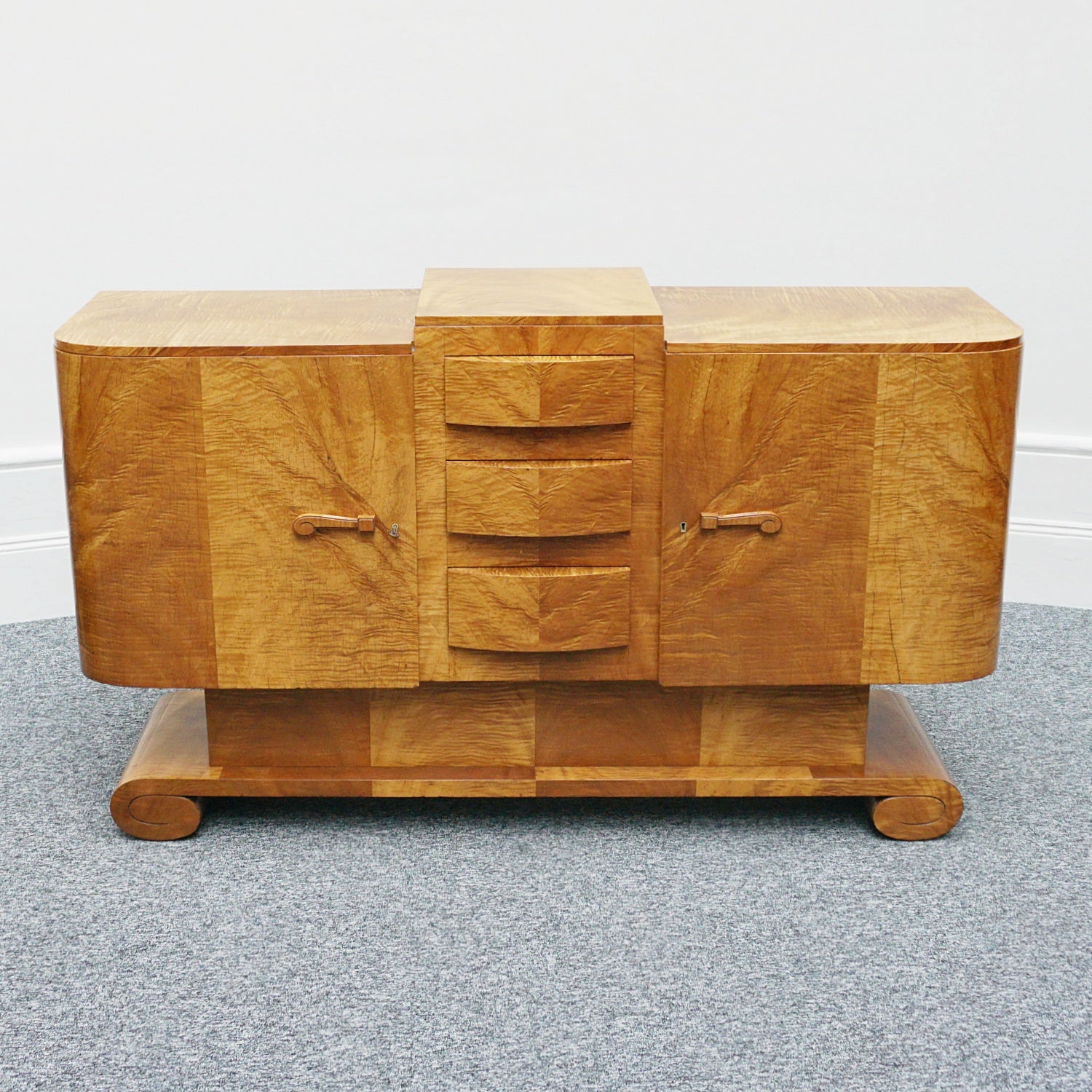 Vintage Original Art Deco Sideboard by Hille - Jeroen Markies Art Deco