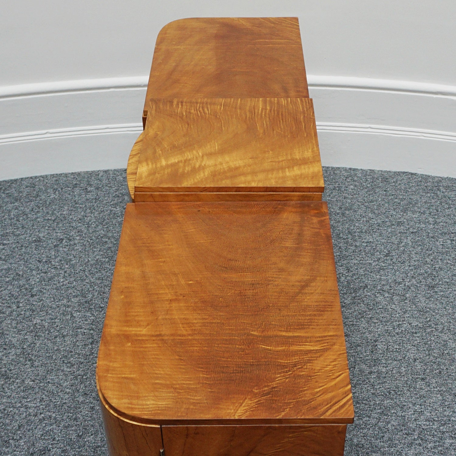 Vintage Original Art Deco Sideboard by Hille - Jeroen Markies Art Deco