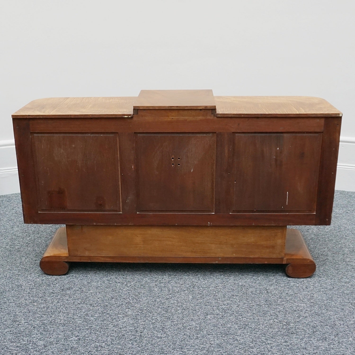 Vintage Original Art Deco Sideboard by Hille - Jeroen Markies Art Deco