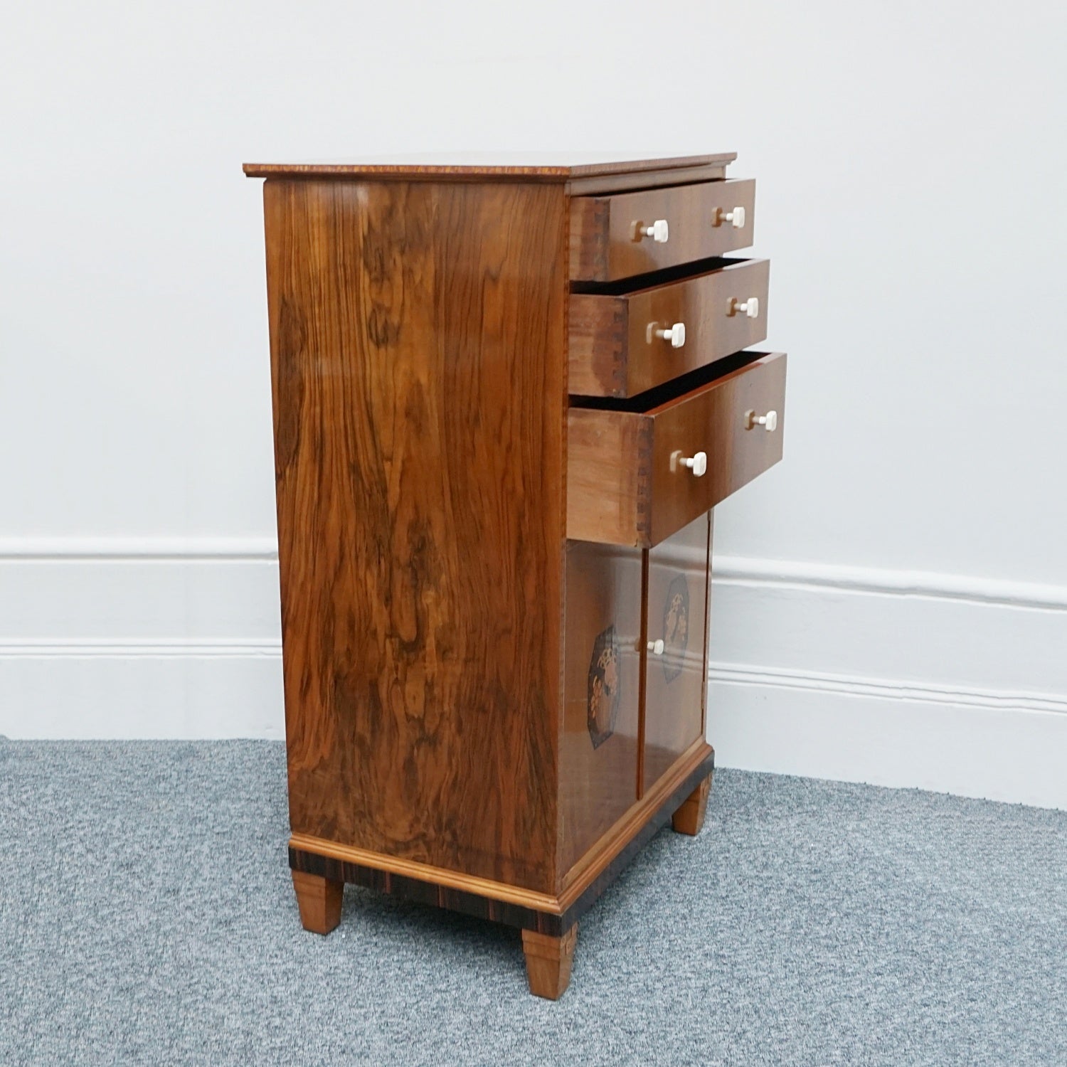 Vintage Art Deco 'Gaylayde' Cabinet - Jeroen Markies Art Deco