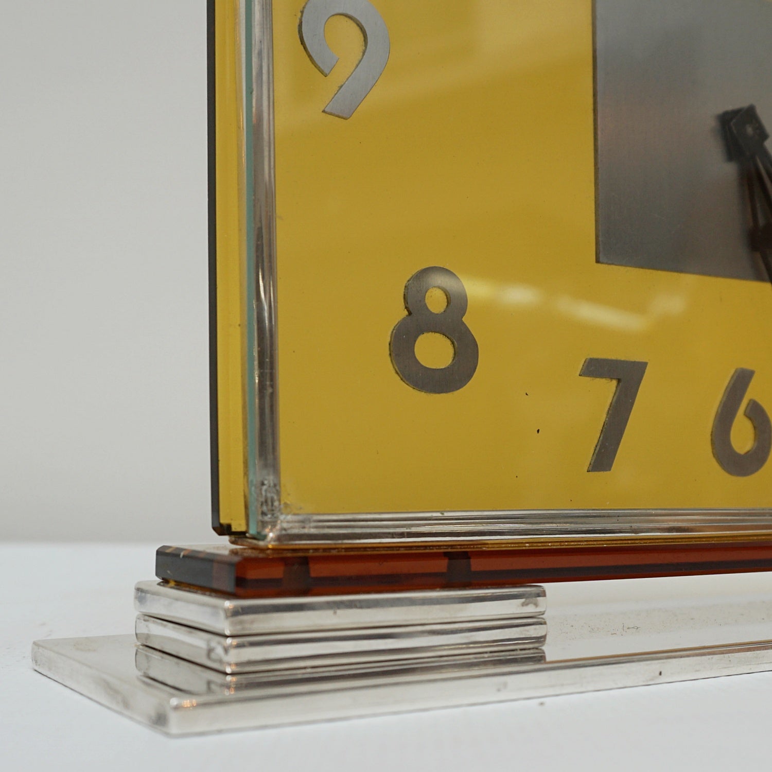 Art Deco Desk Clock by Jaeger-LeCoultre - Jeroen Markies Art Deco