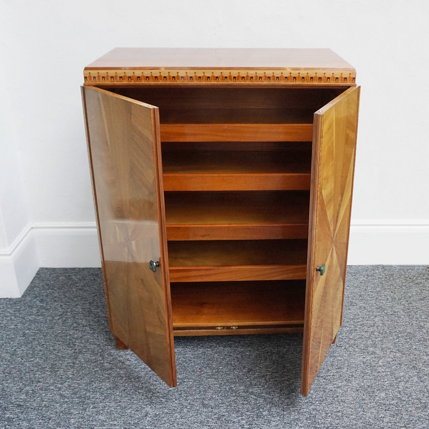 Art Deco Linen Cabinet by Frederick Restall Ltd Circa 1935 - Jeroen Markies Art Deco